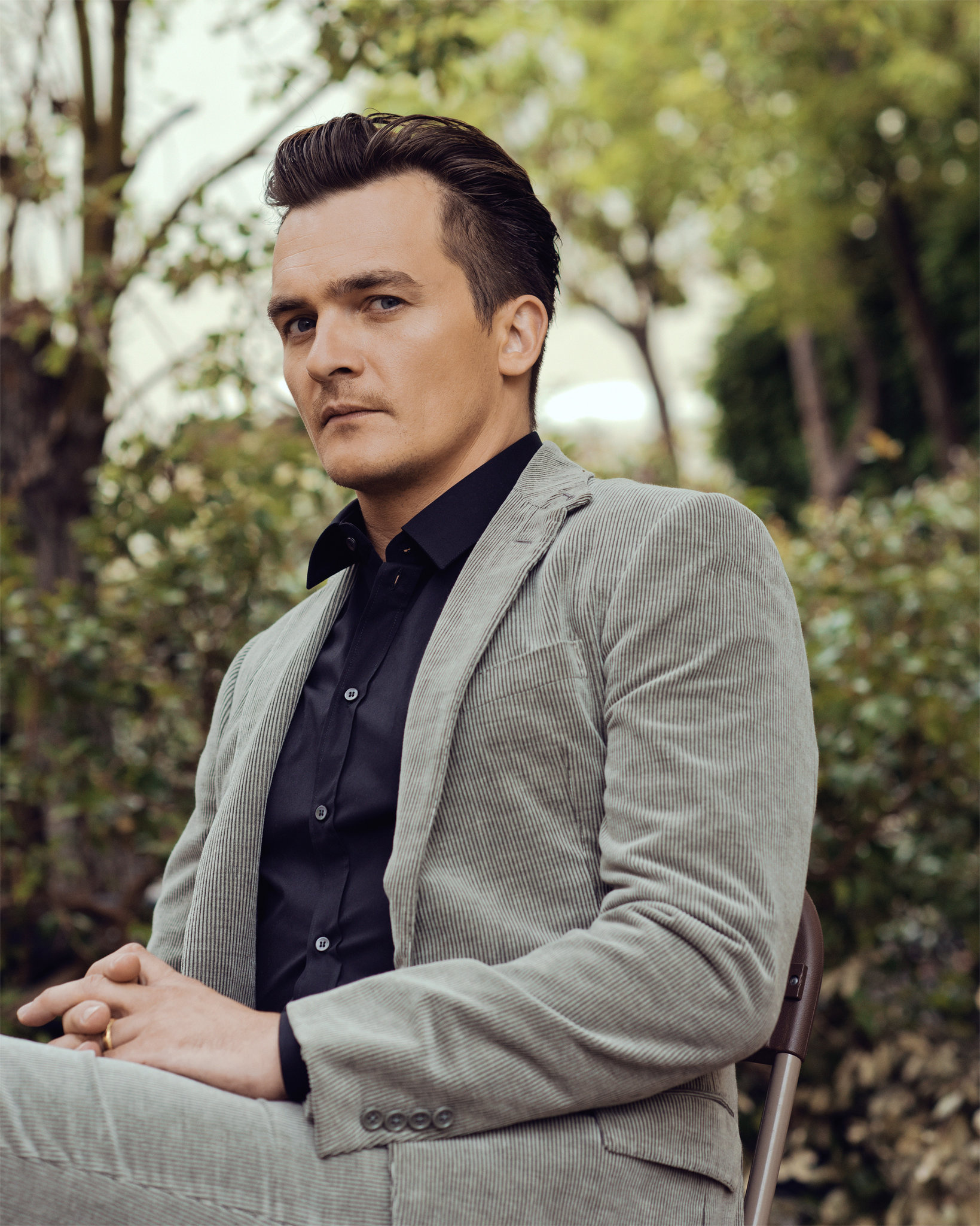 Rupert Friend, Tired of killing, Thought-provoking interview, Emotional journey, 1640x2050 HD Handy