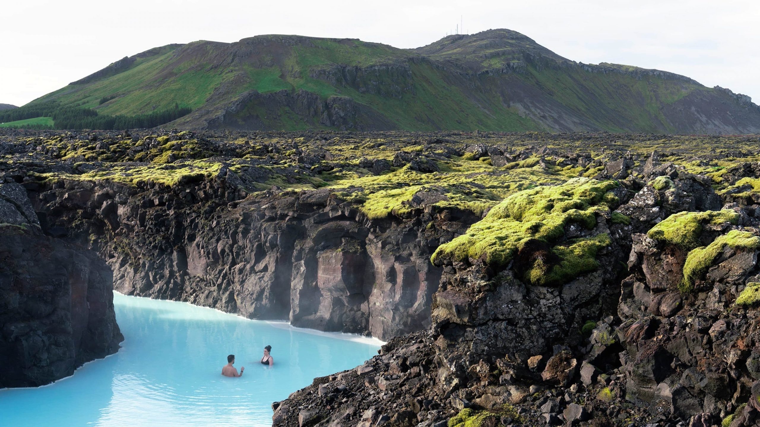 Blue Lagoon (Iceland), Relaxing oasis, Geothermal paradise, Tranquil ambiance, 2560x1440 HD Desktop