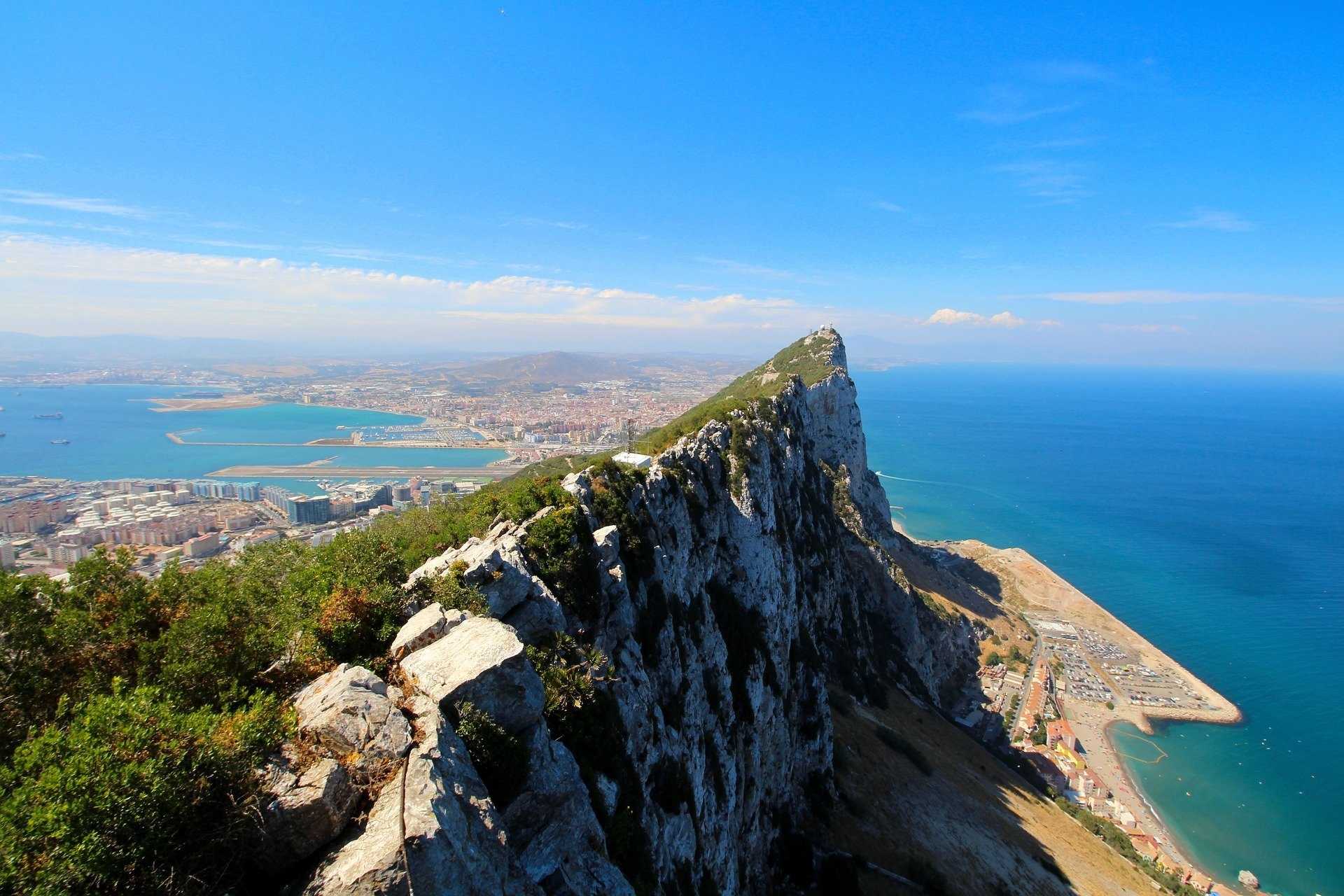 Gibraltar, City guide, Makespain, 1920x1280 HD Desktop