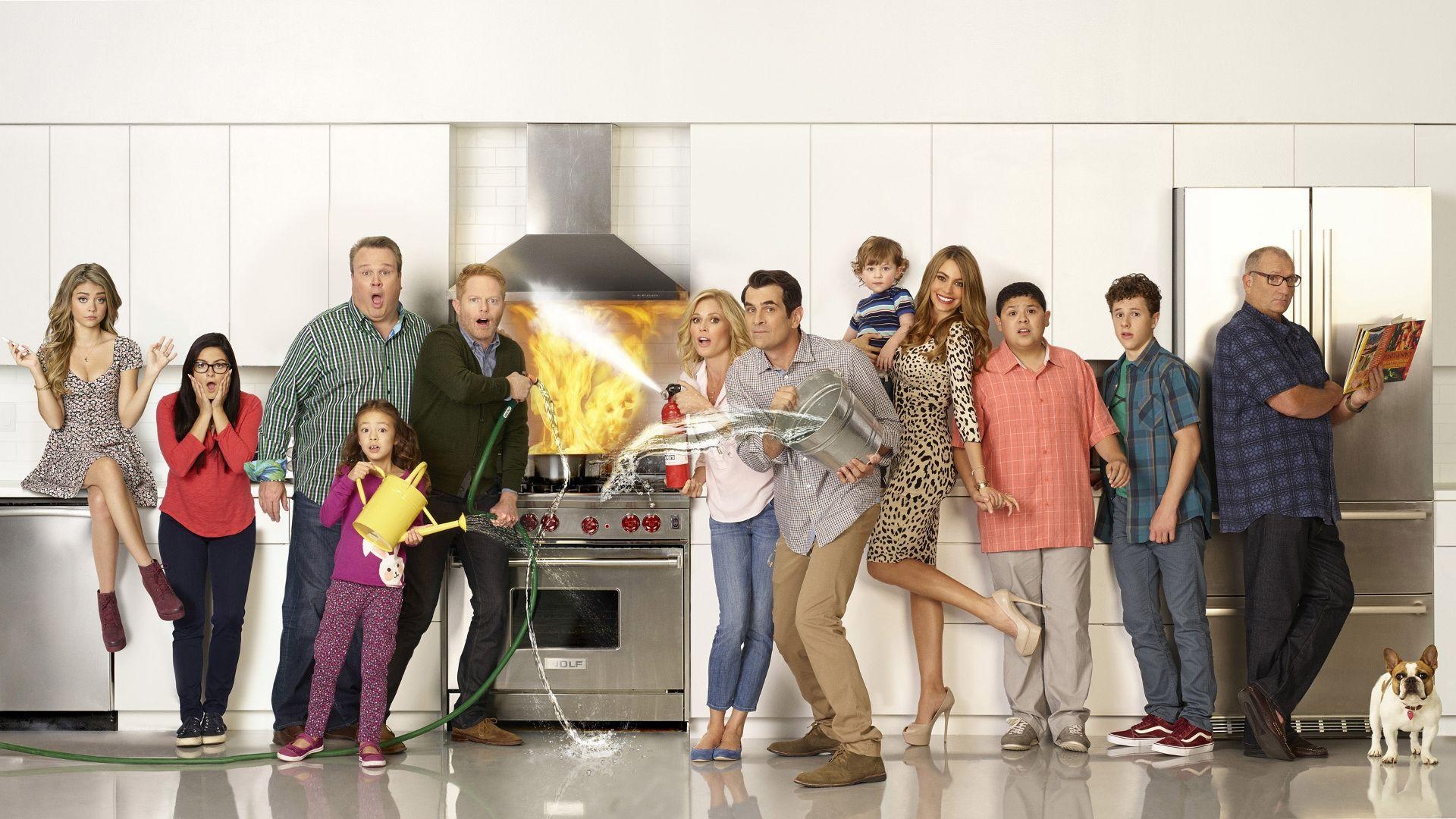 Modern Family HD Wallpapers 1920x1080
