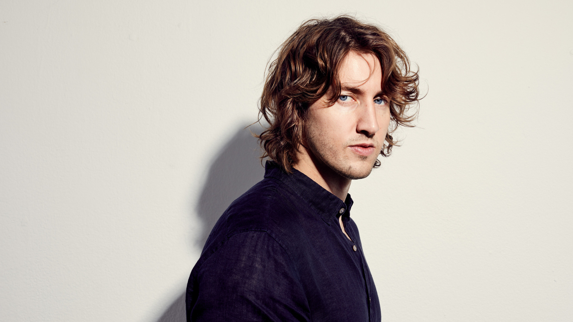 Dean Lewis: free desktop wallpapers and background images 1920x1080