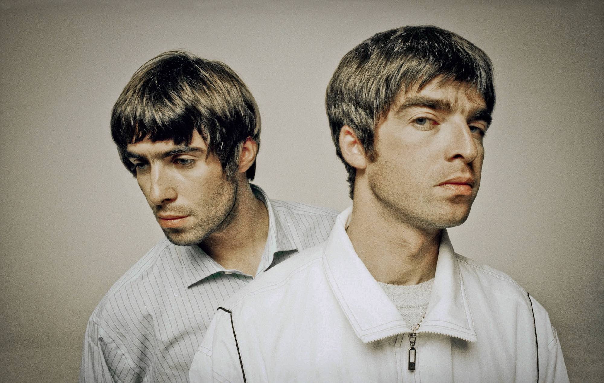 Noel Gallagher, Oasis, 2000x1270 HD Desktop