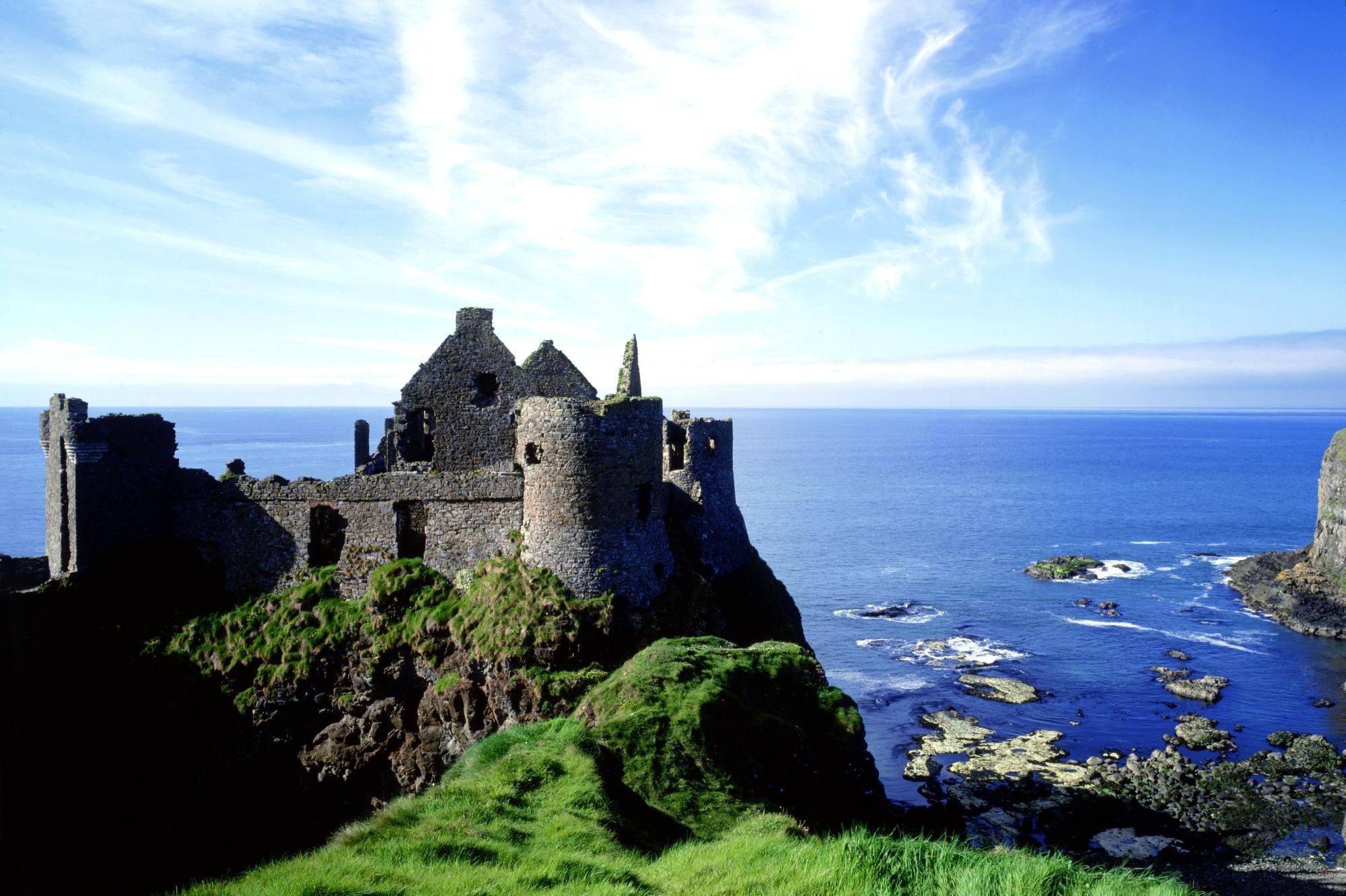 Irish Castle, Free photo, Archaic castle, Clouds, 2000x1340 HD Desktop