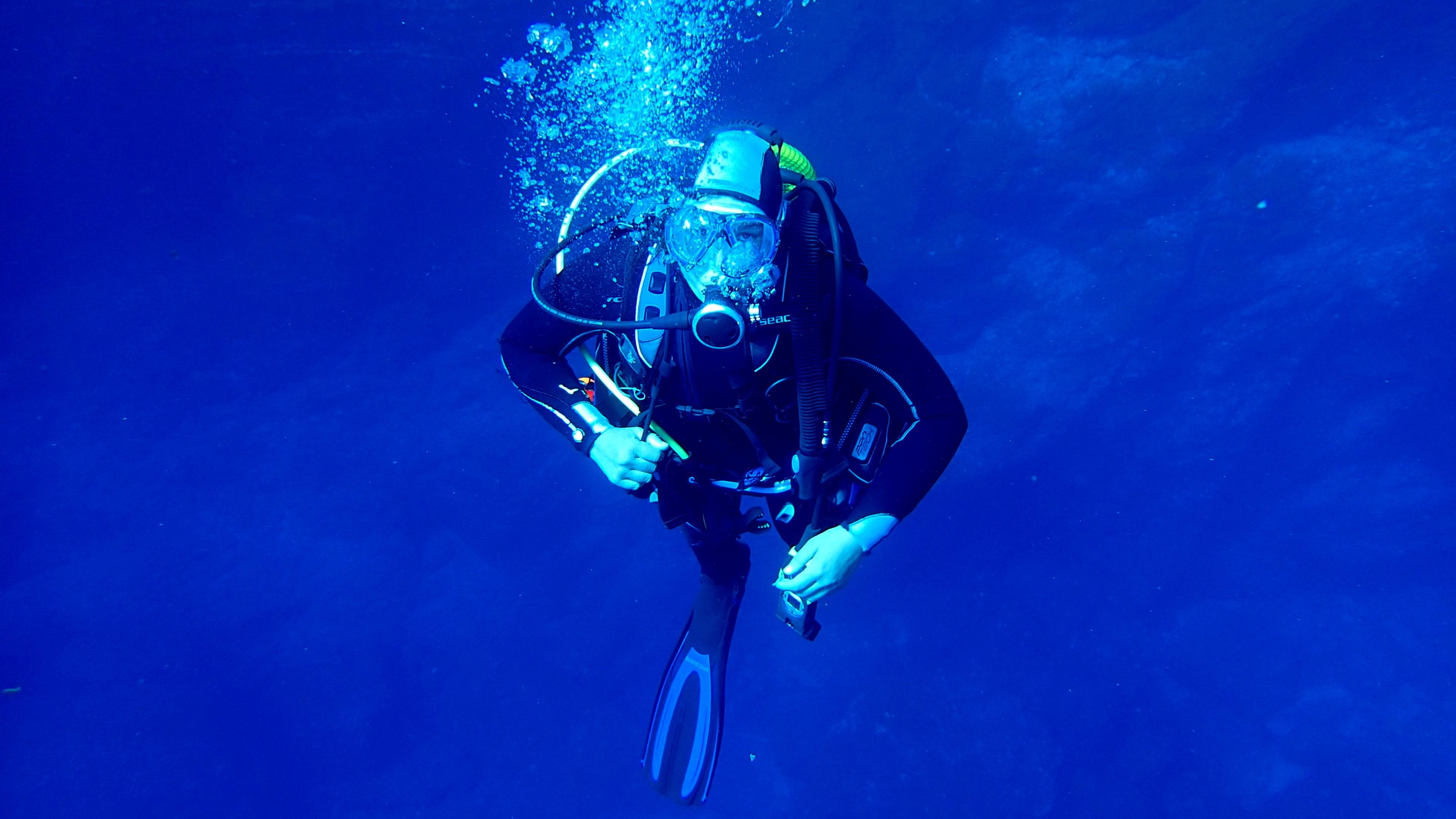 Open water diver course, Wind centro de atividades, Dive into the unknown, Begin your underwater journey, 3840x2160 4K Desktop
