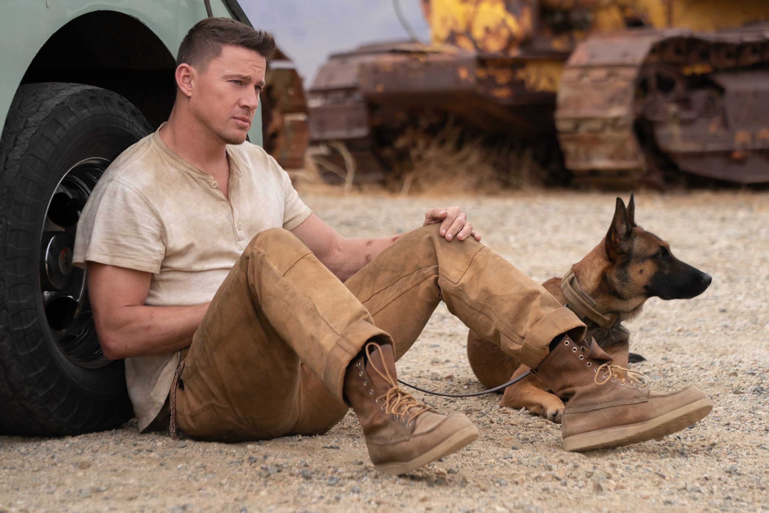 Dog movie review, Channing Tatum's directorial debut, Emotionally engaging film, Compelling storytelling, 2560x1710 HD Desktop