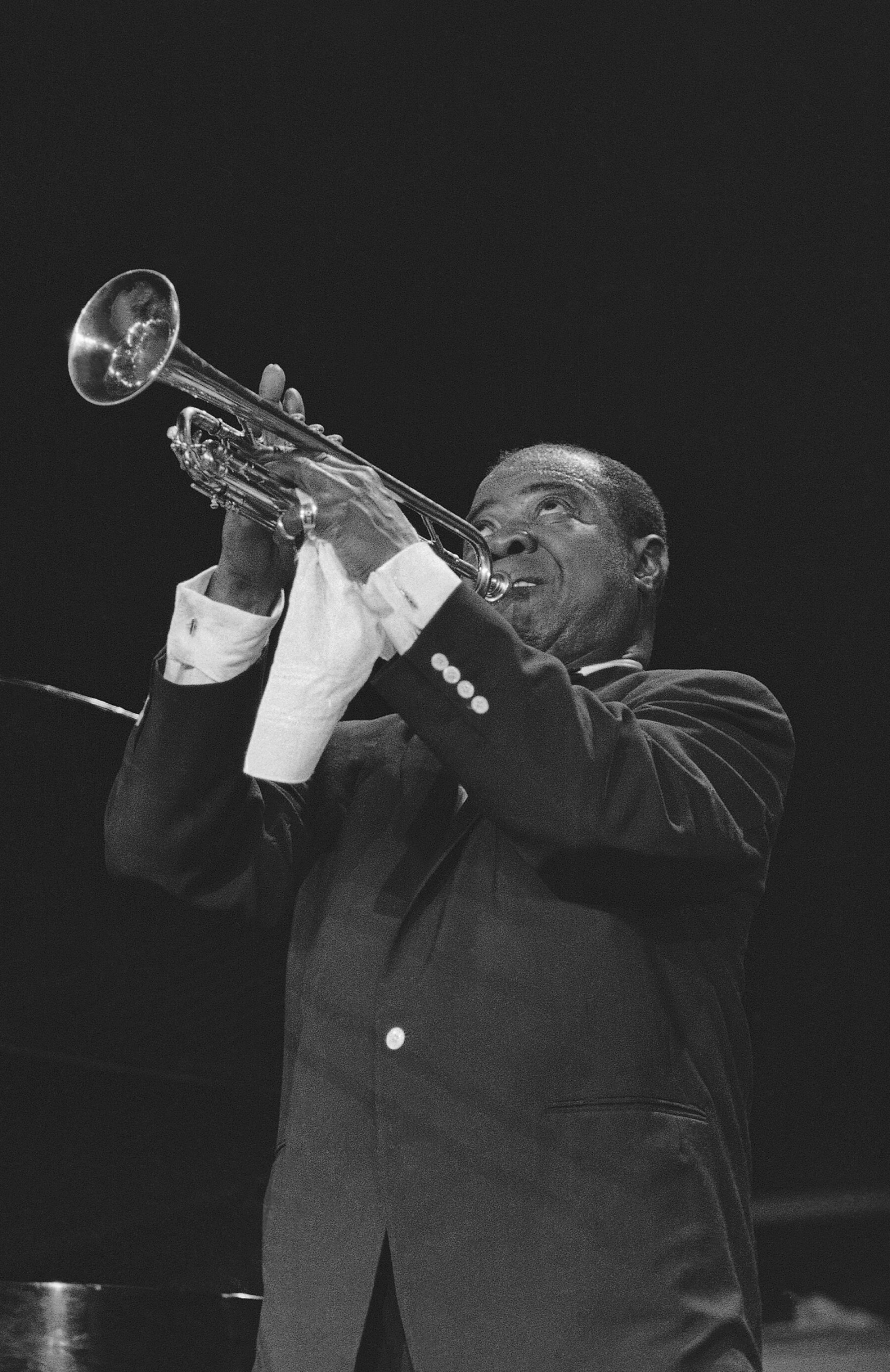 Louis Armstrong, 120 years ago, Queens Daily Eagle, Jazz music anniversary, 1990x3070 HD Phone