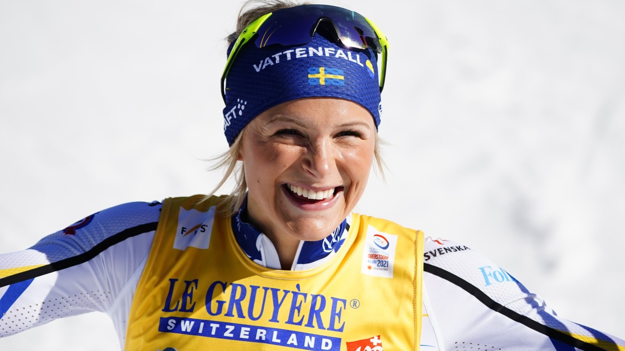 Frida Karlsson, Ride with confidence, Nord news, Skiing performance, 2050x1160 HD Desktop