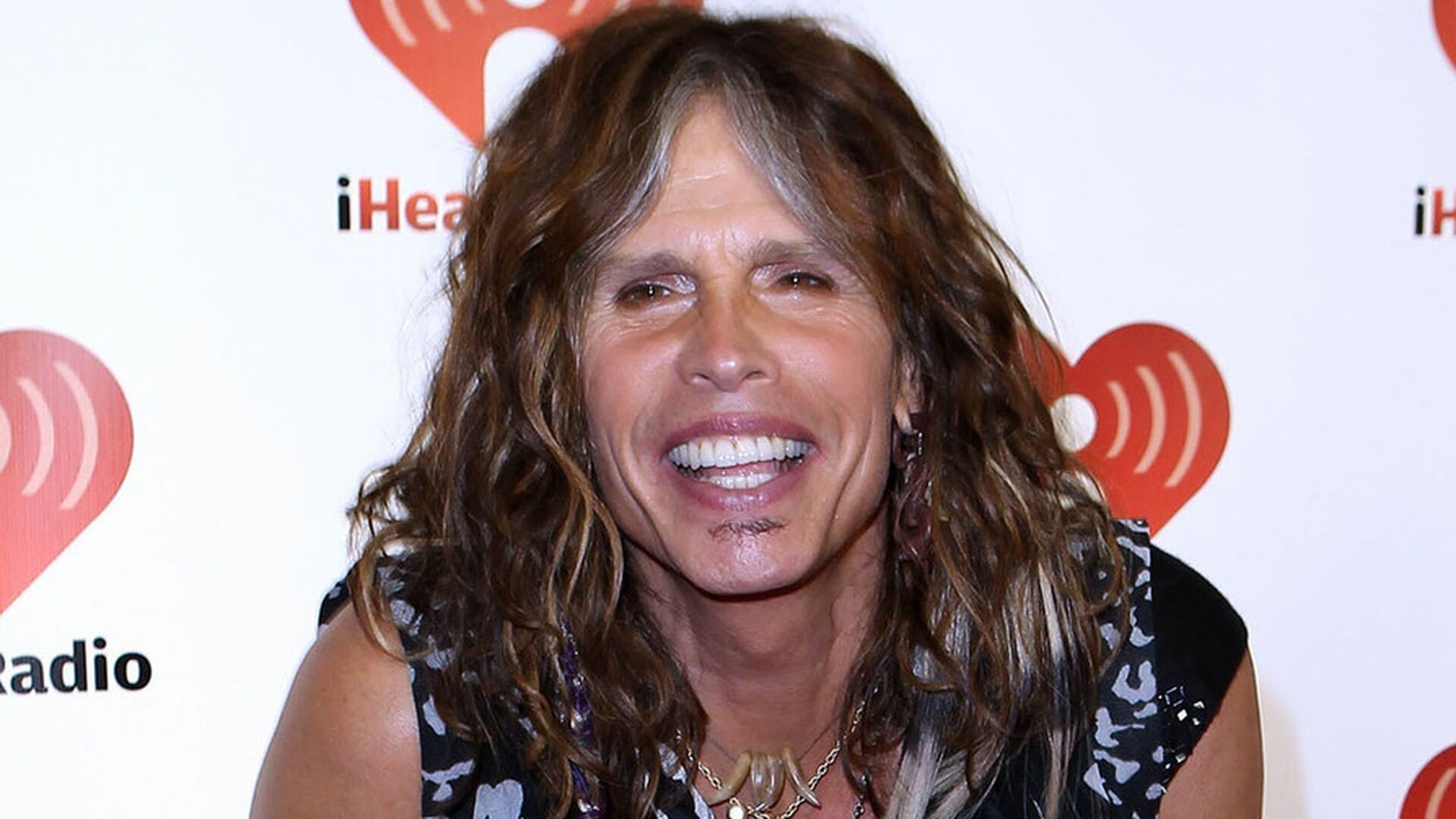 Aerosmith: Steven Tyler, The band is tied for the most multi-platinum albums by an American group. 1920x1080 Full HD Background.