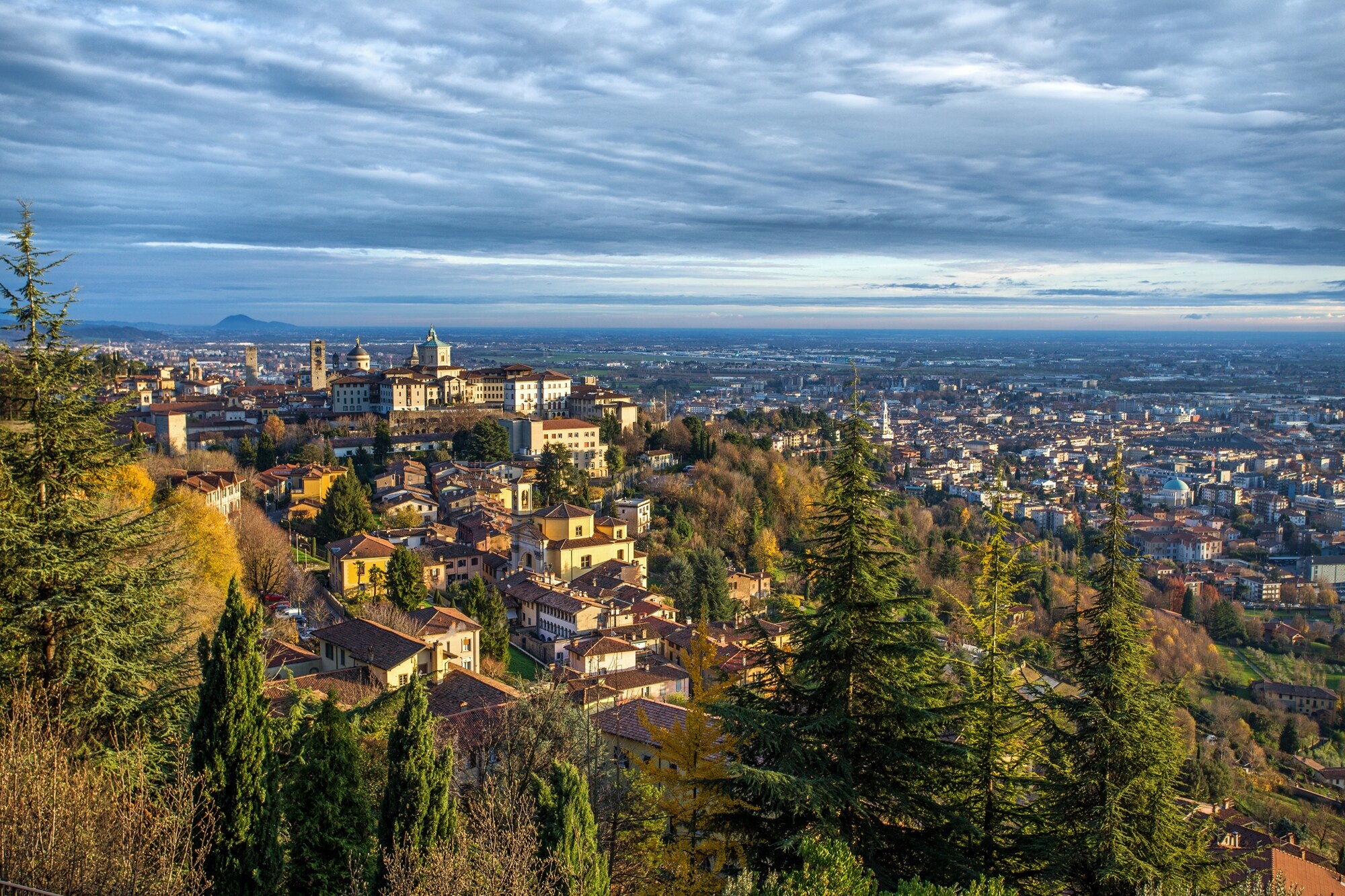 Bergamo travels, Bergamo travel guide, Sightseeing map, Independent exploration, 2000x1340 HD Desktop