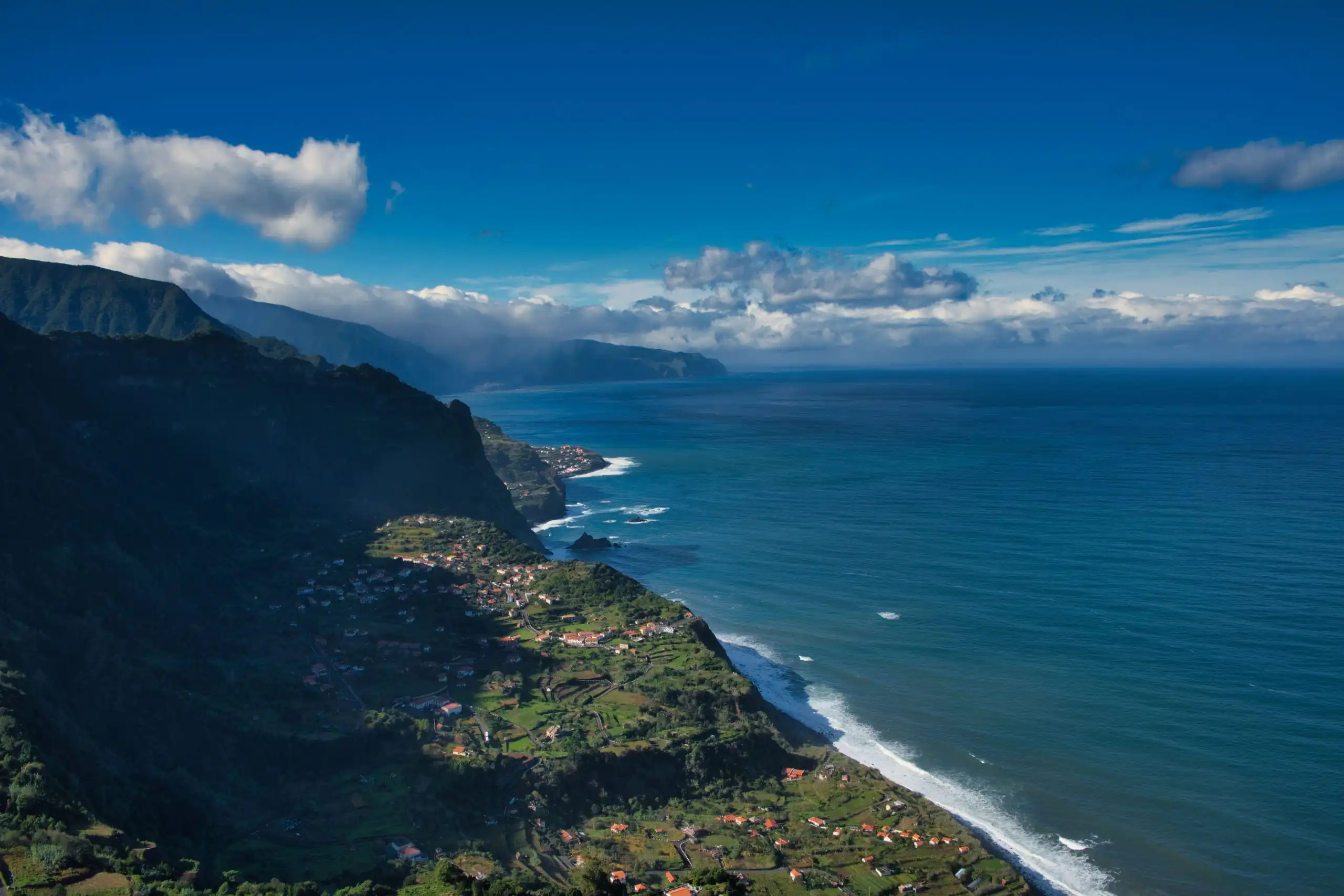 Madeira, Unforgettable memories, Local charm, Travel experiences, 2560x1710 HD Desktop