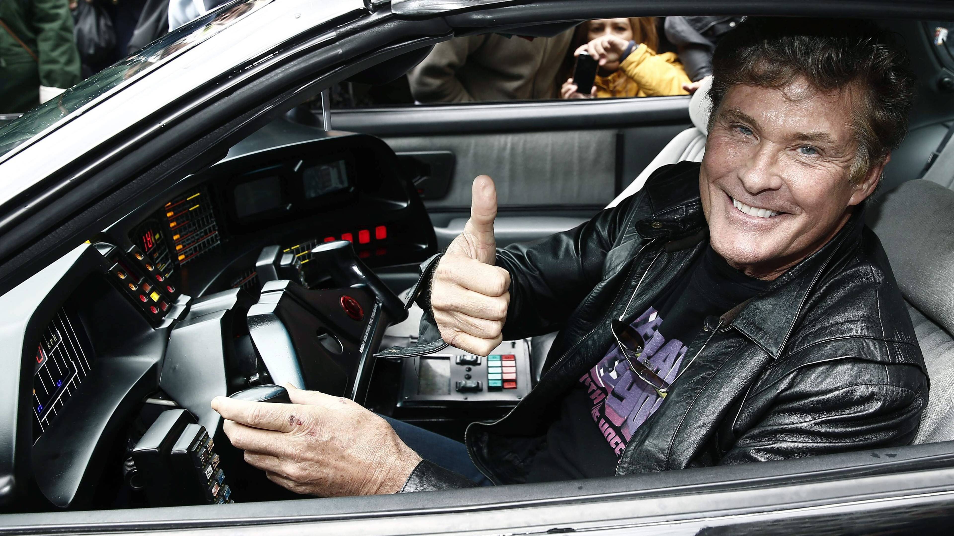 David Hasselhoff: Nicknamed "The Hoff", An American actor, singer, and television personality. 3840x2160 4K Background.