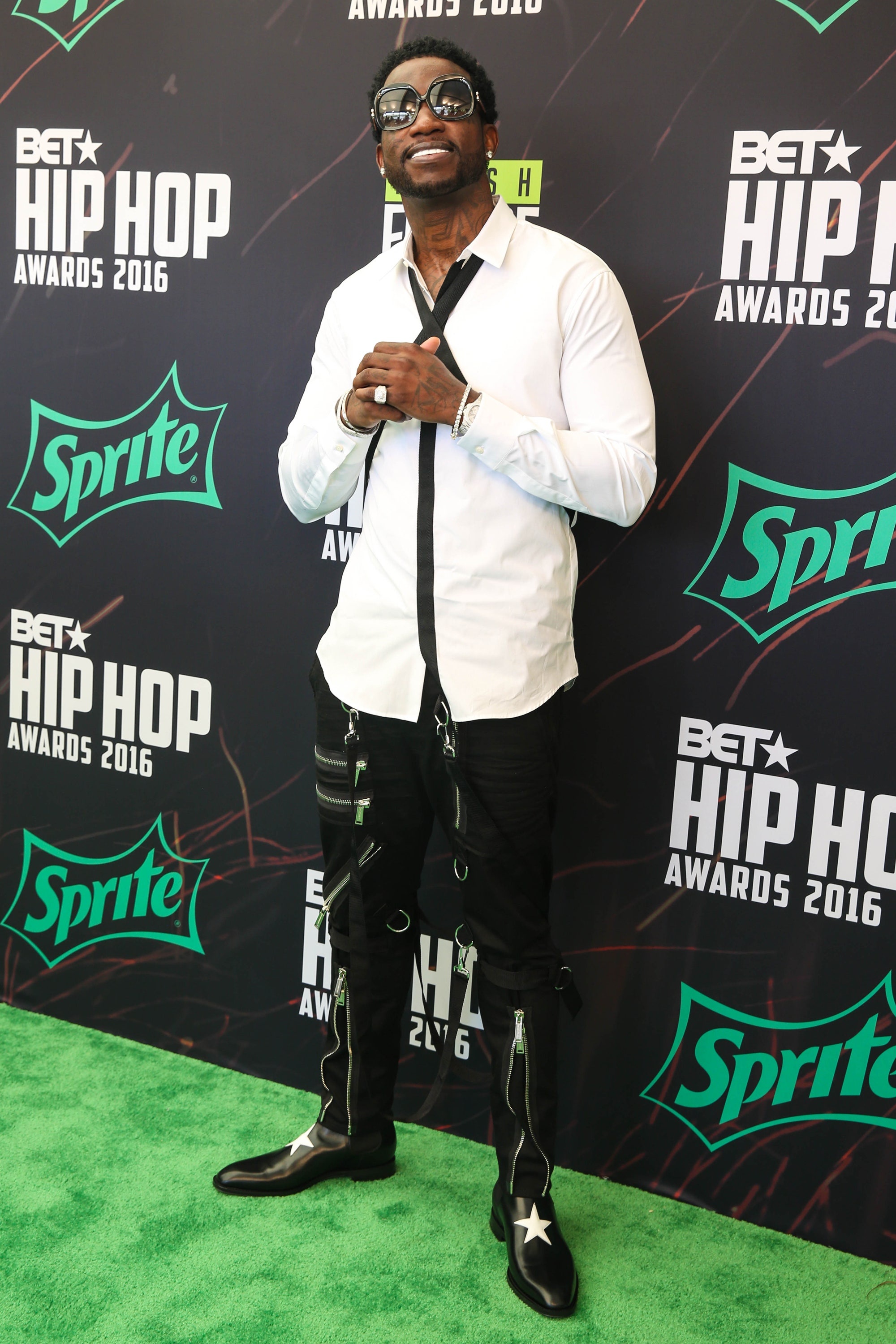 Gucci Mane's style, Hip hop awards, Red carpet fashion, 2000x3000 HD Phone