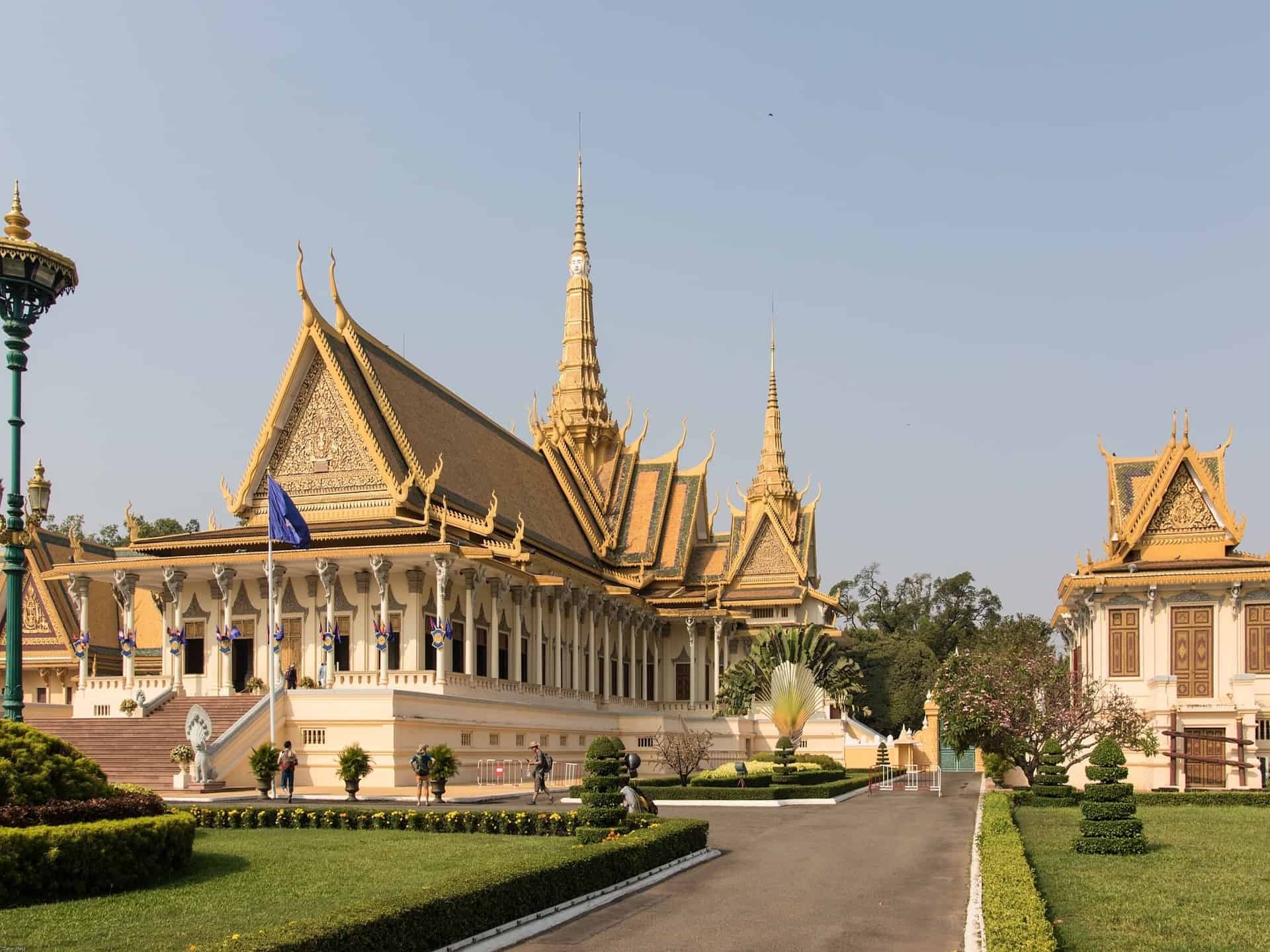Phnom Penh, Awesome itinerary, Wandering the capital, Triptins, 1920x1440 HD Desktop