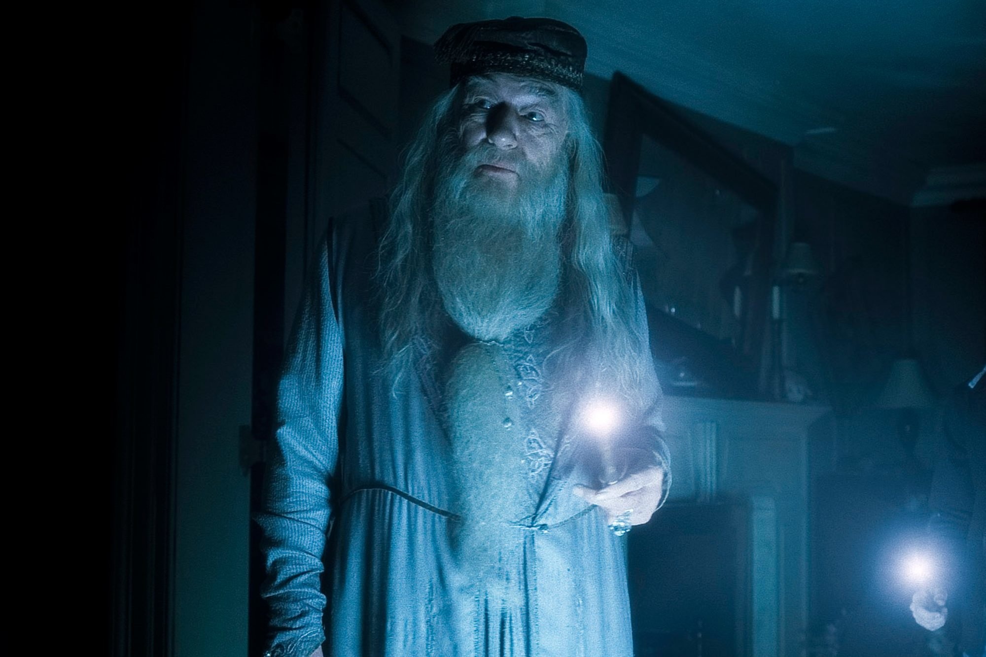 Dumbledore, Michael Gambon, Harry Potter, Hogwarts, 2000x1340 HD Desktop