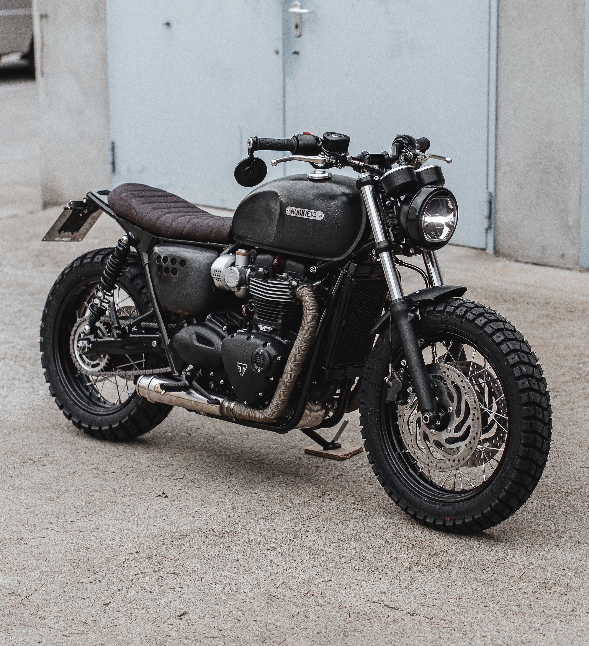 Cattle Dog Triumph T120, Hookie Co collaboration, Customized Triumph motorcycles, Automotive artistry, 2000x2190 HD Phone