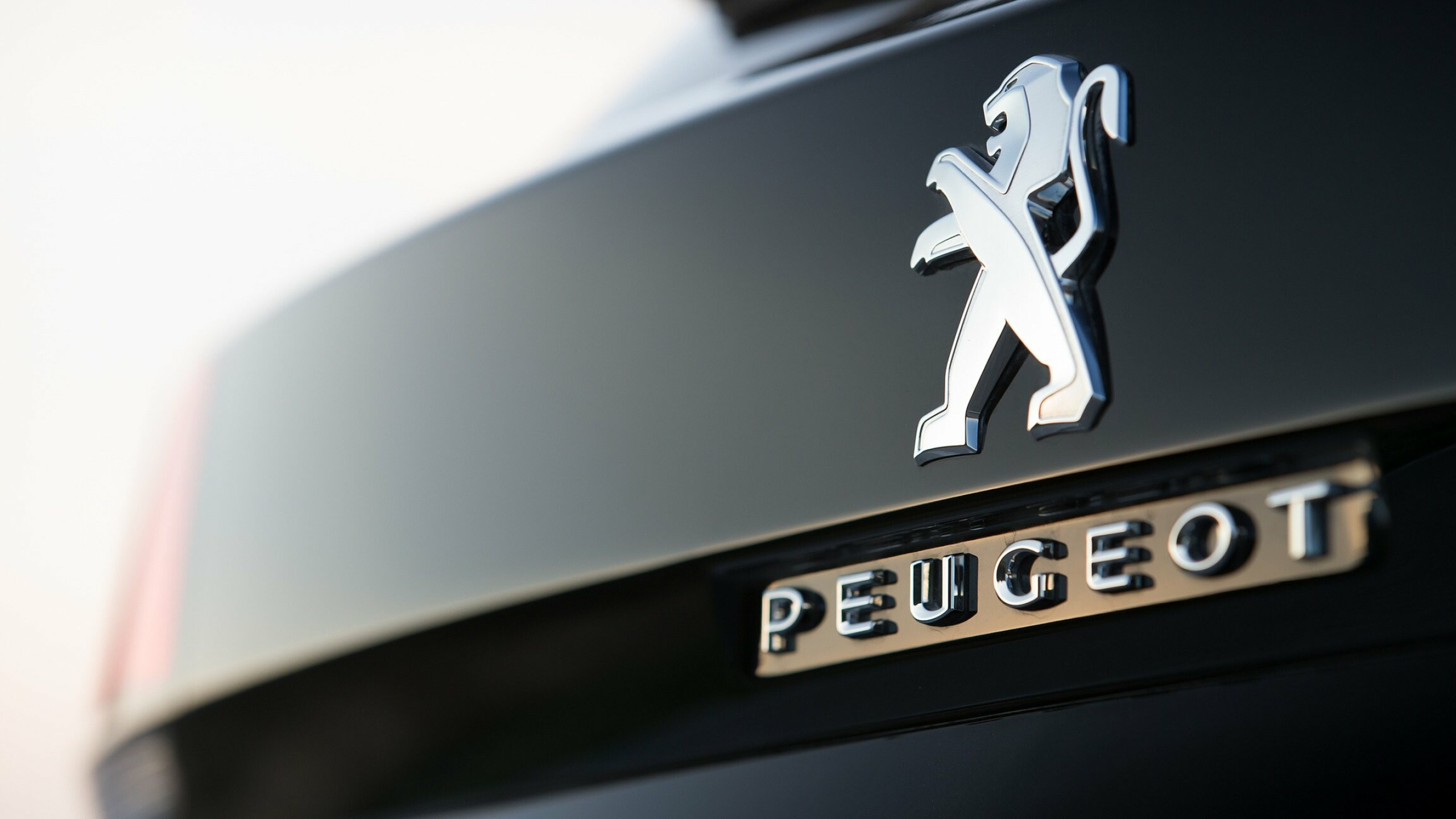 Peugeot: The company applied for the lion trademark on 20 November 1858. 2560x1440 HD Wallpaper.