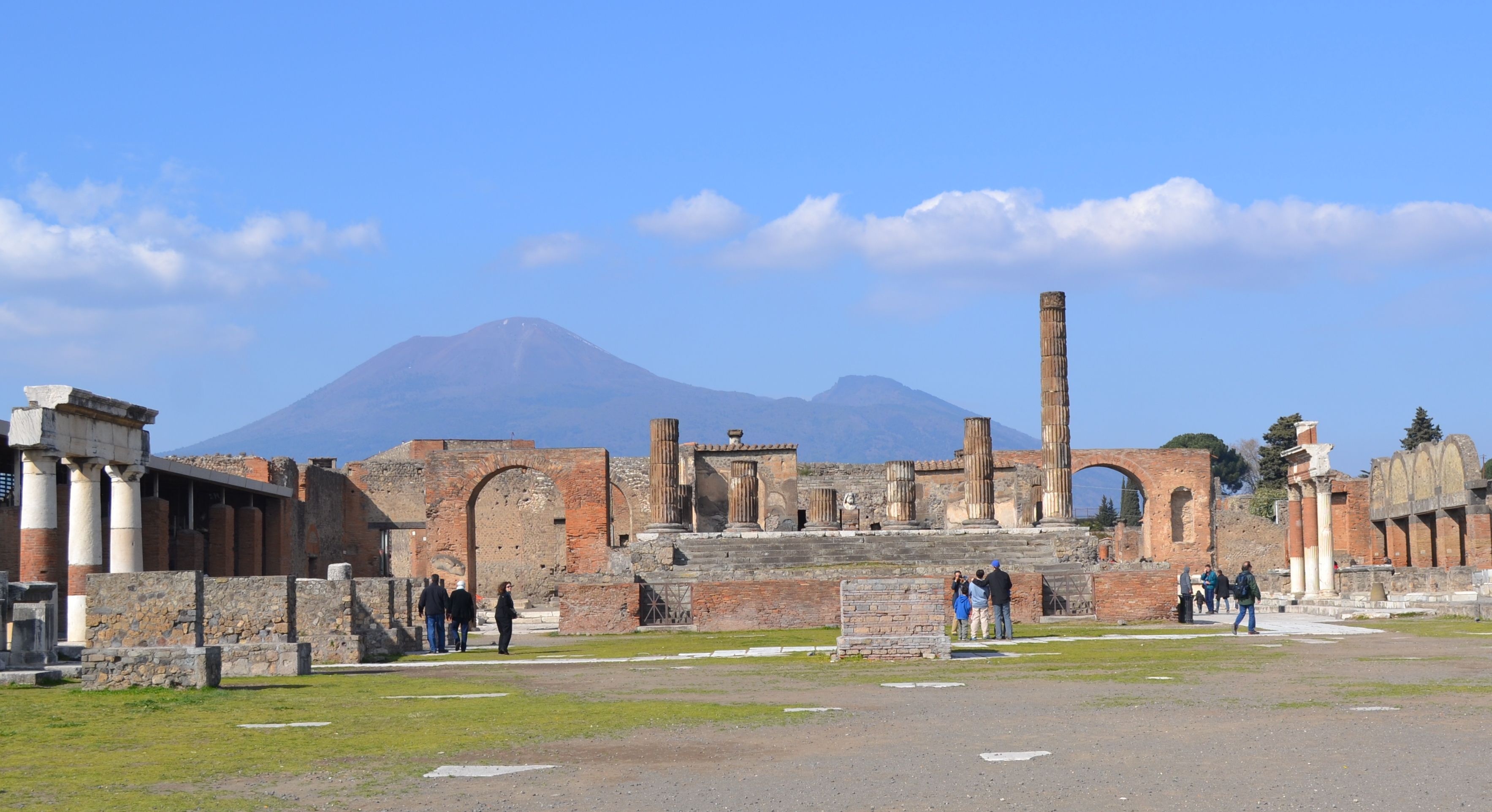 Pompeii Roman empire, Resort, Ancient city, Historical site, 3540x1930 HD Desktop