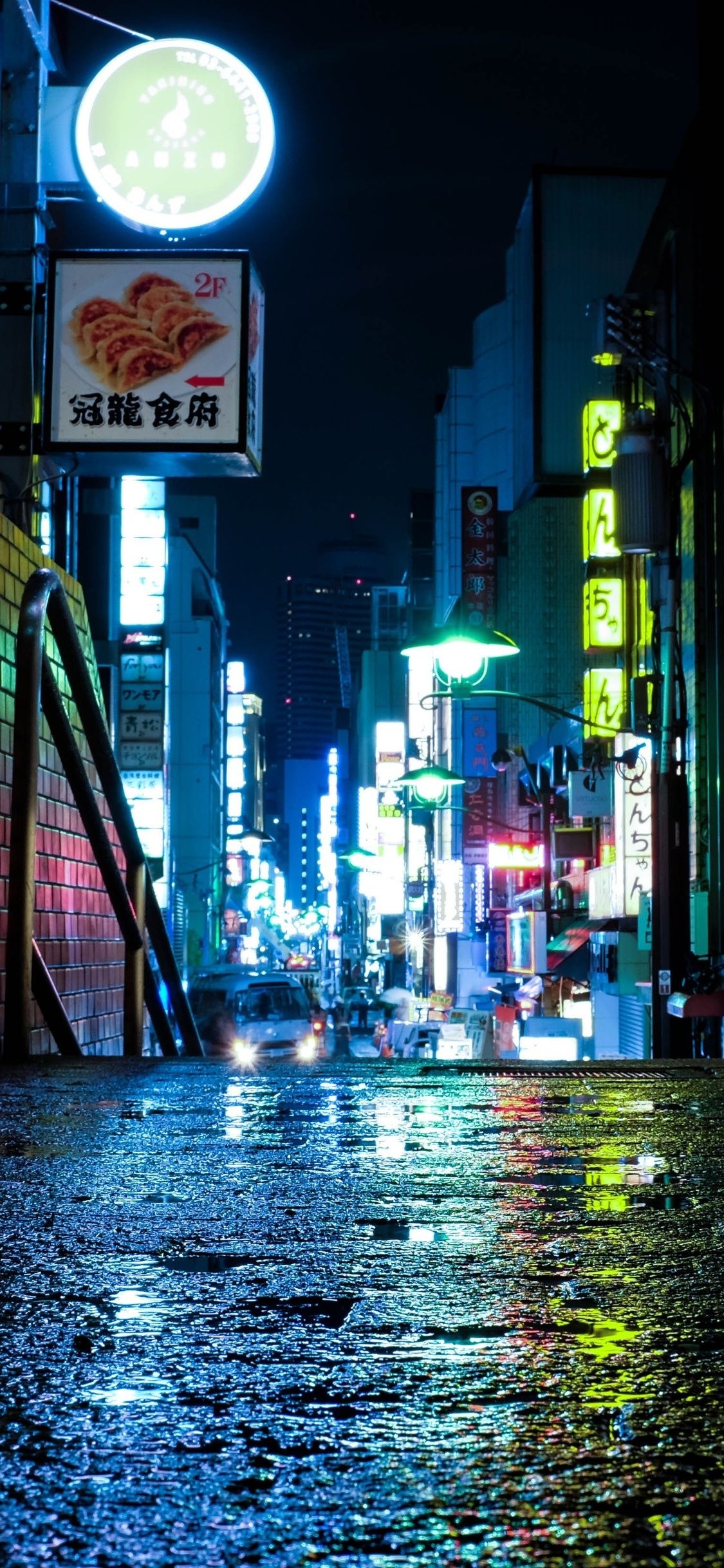 Tokyo at night iPhone wallpapers, City lights, Night photography, Urban vibes, 1130x2440 HD Handy