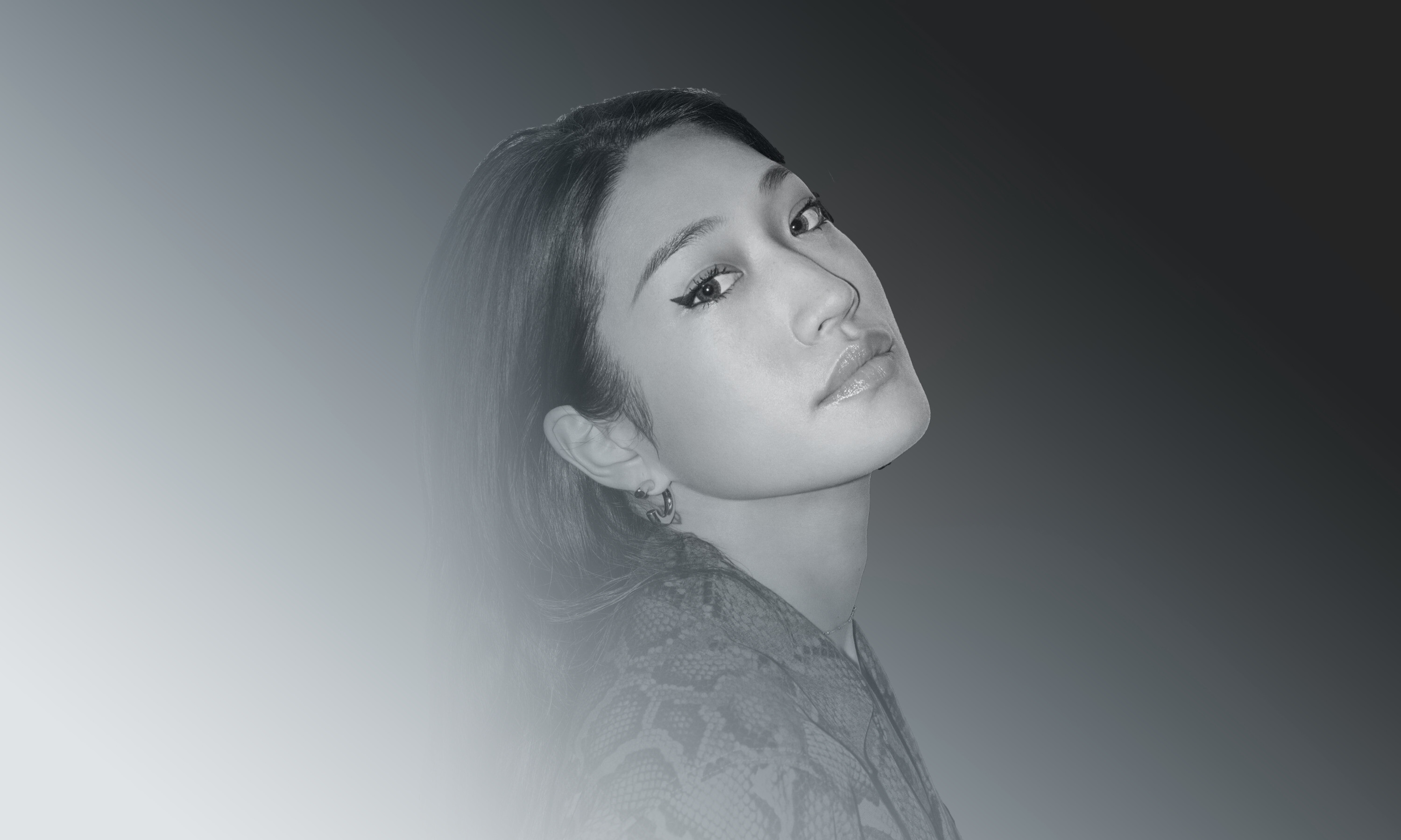 Peggy Gou: A South Korean DJ and record producer based in Germany, Monochrome. 3000x1800 HD Background.