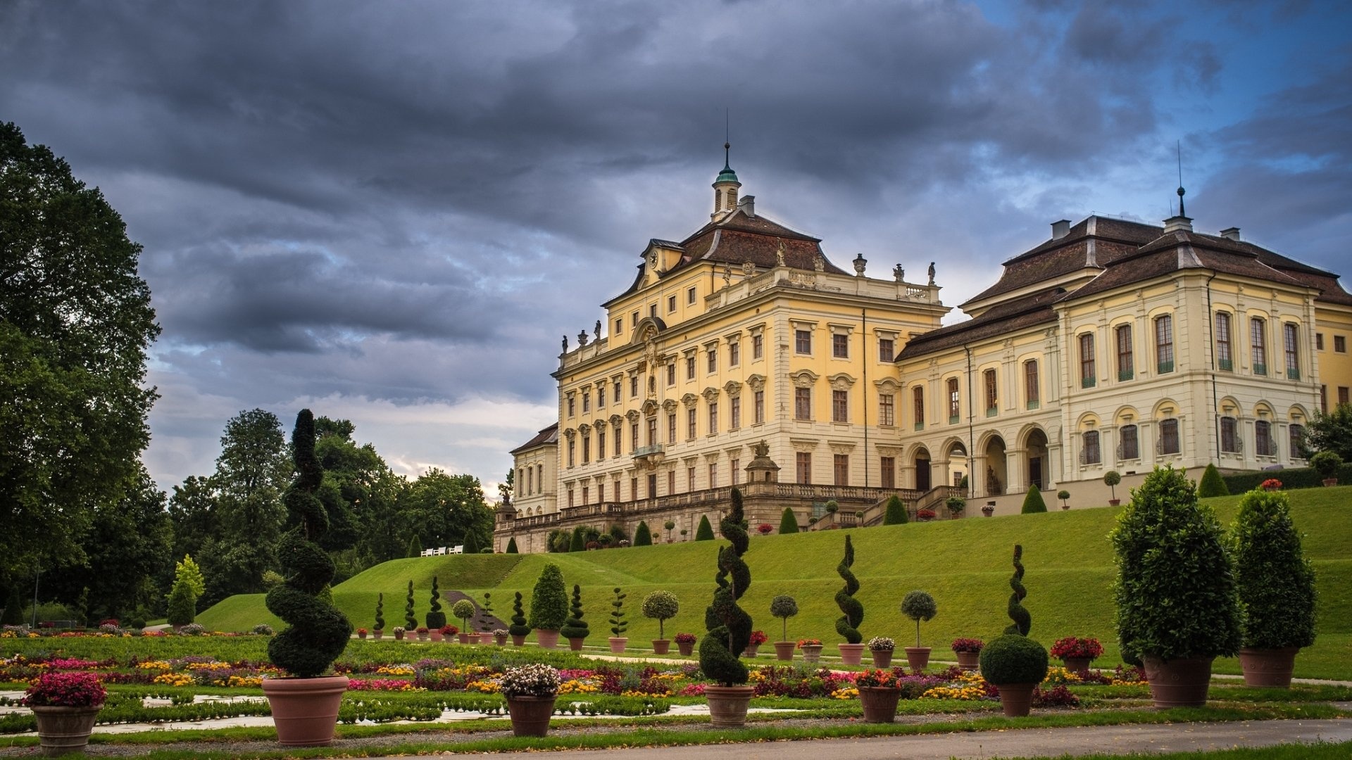 Palace: Ludwigsburg Palace, The largest palatial estate in the country, Germany. 1920x1080 Full HD Wallpaper.