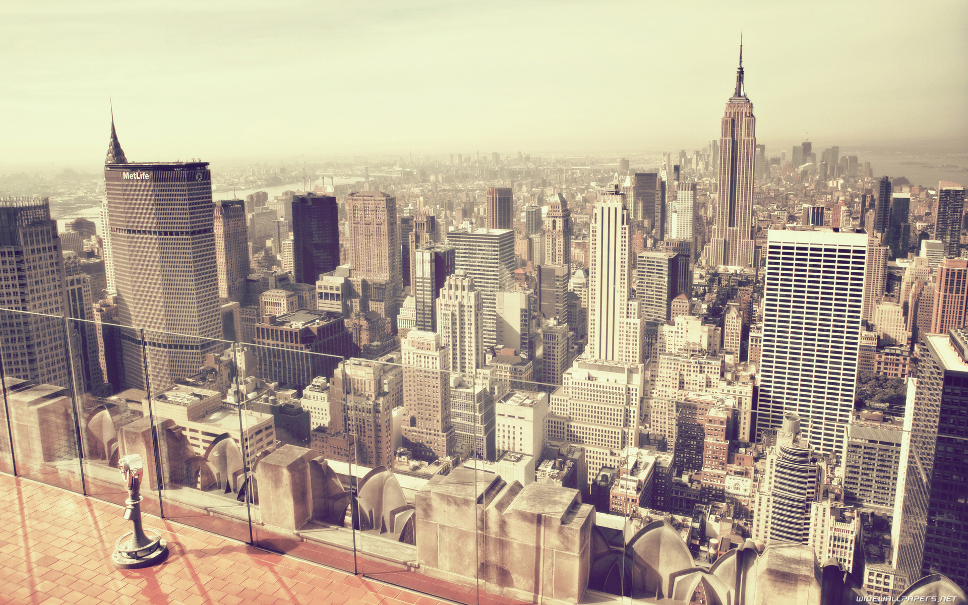 New York: The largest and wealthiest American city. 1920x1200 HD Background.