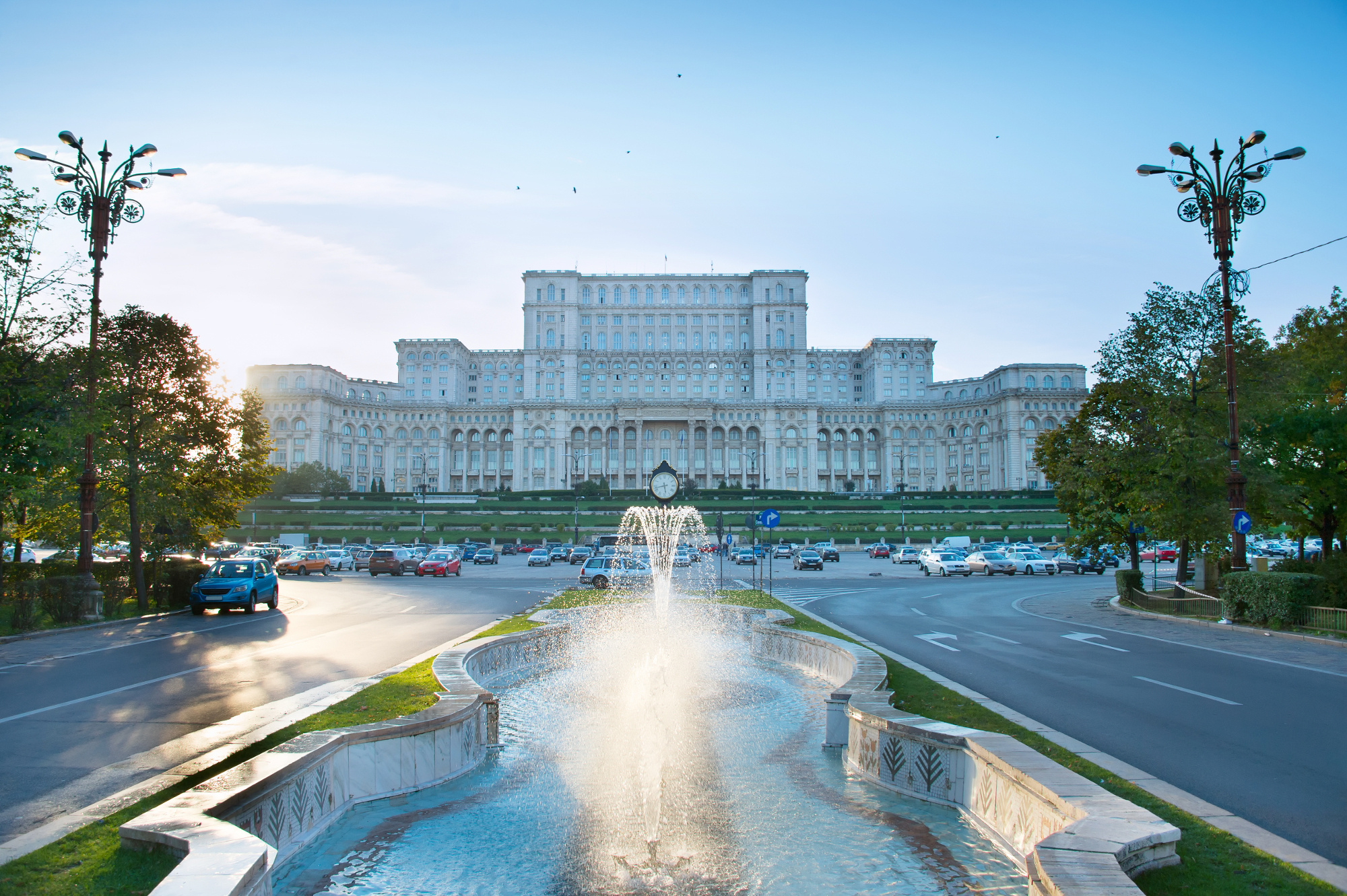 Palace of Parliament, Bucharest, Accounting and reporting, Romania, 2000x1340 HD Desktop