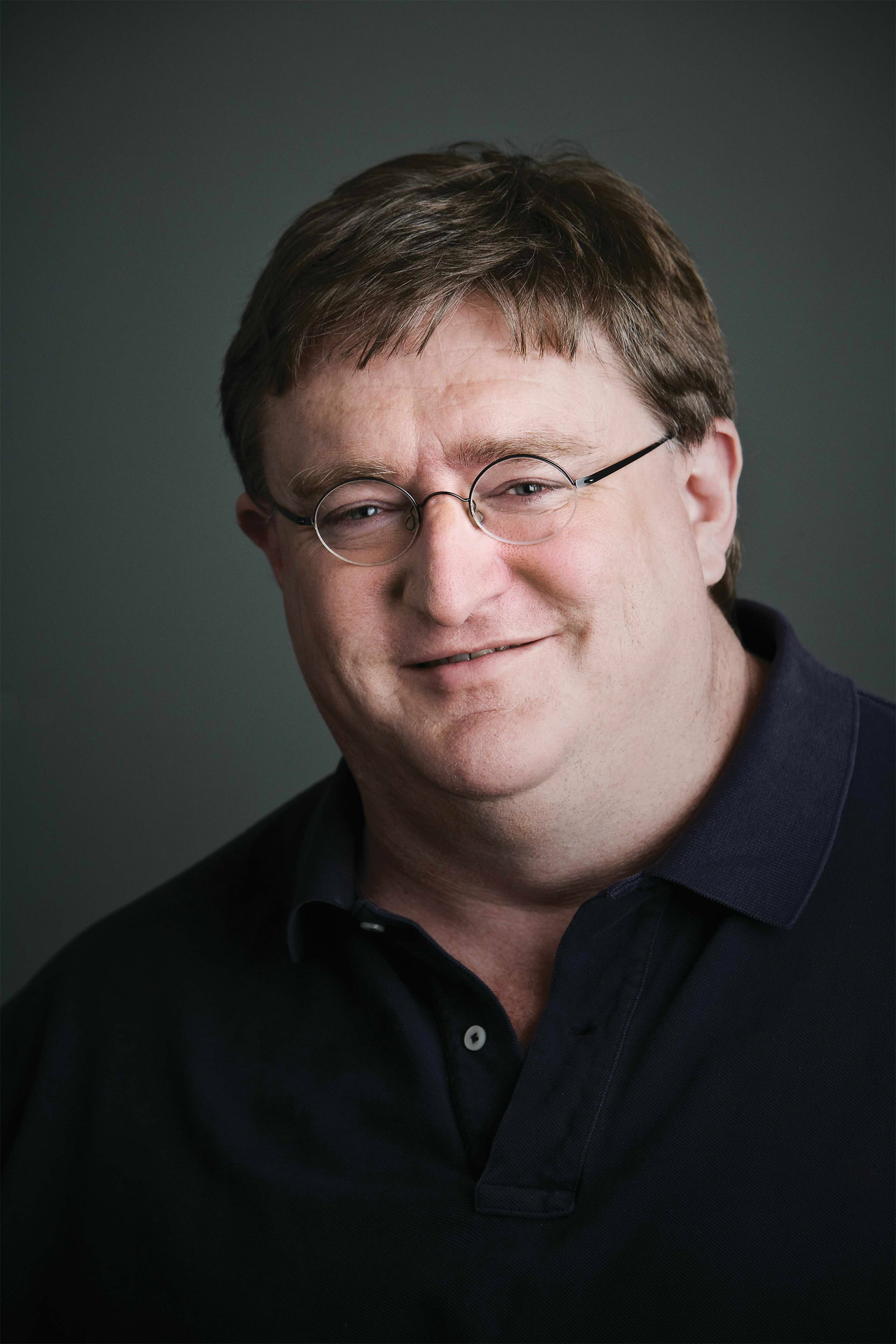 Gabe Newell (Gaming), Matt Reeves' Batman, Rshittymoviedetails, 2000x3000 HD Phone