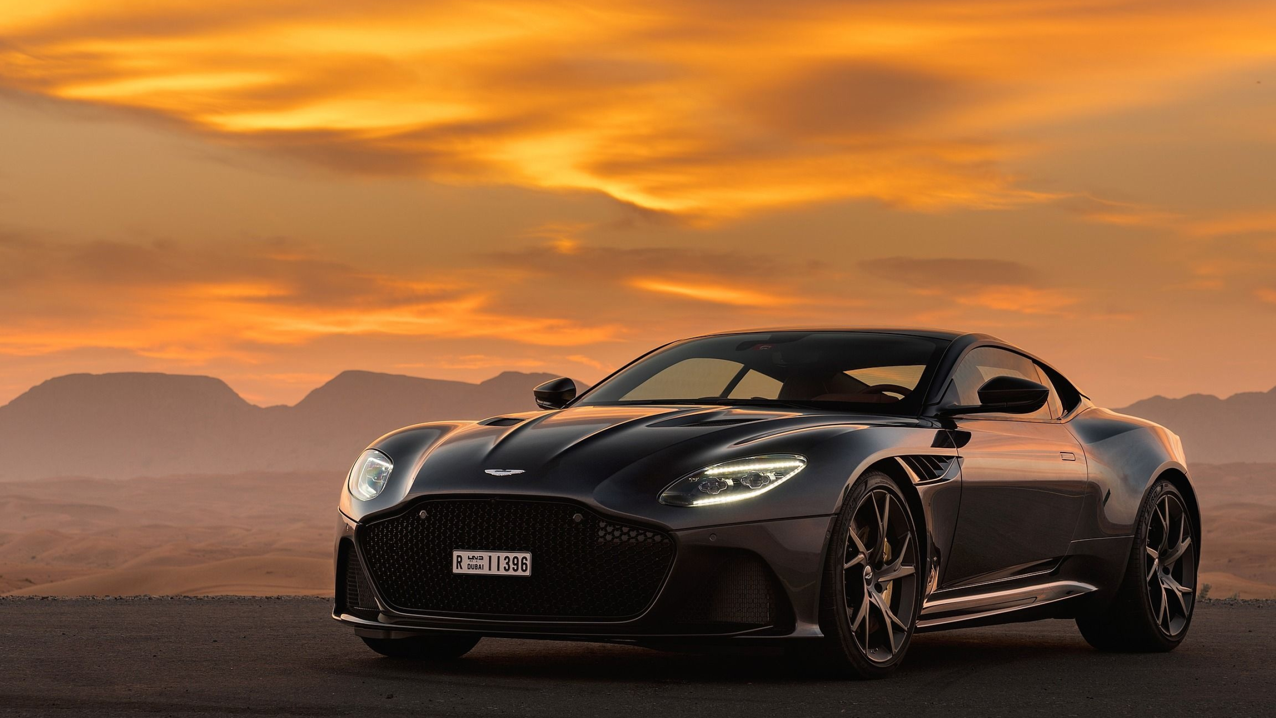 Aston Martin DBS Superleggera, Top free backgrounds, Super GT, Luxury car, 2560x1440 HD Desktop