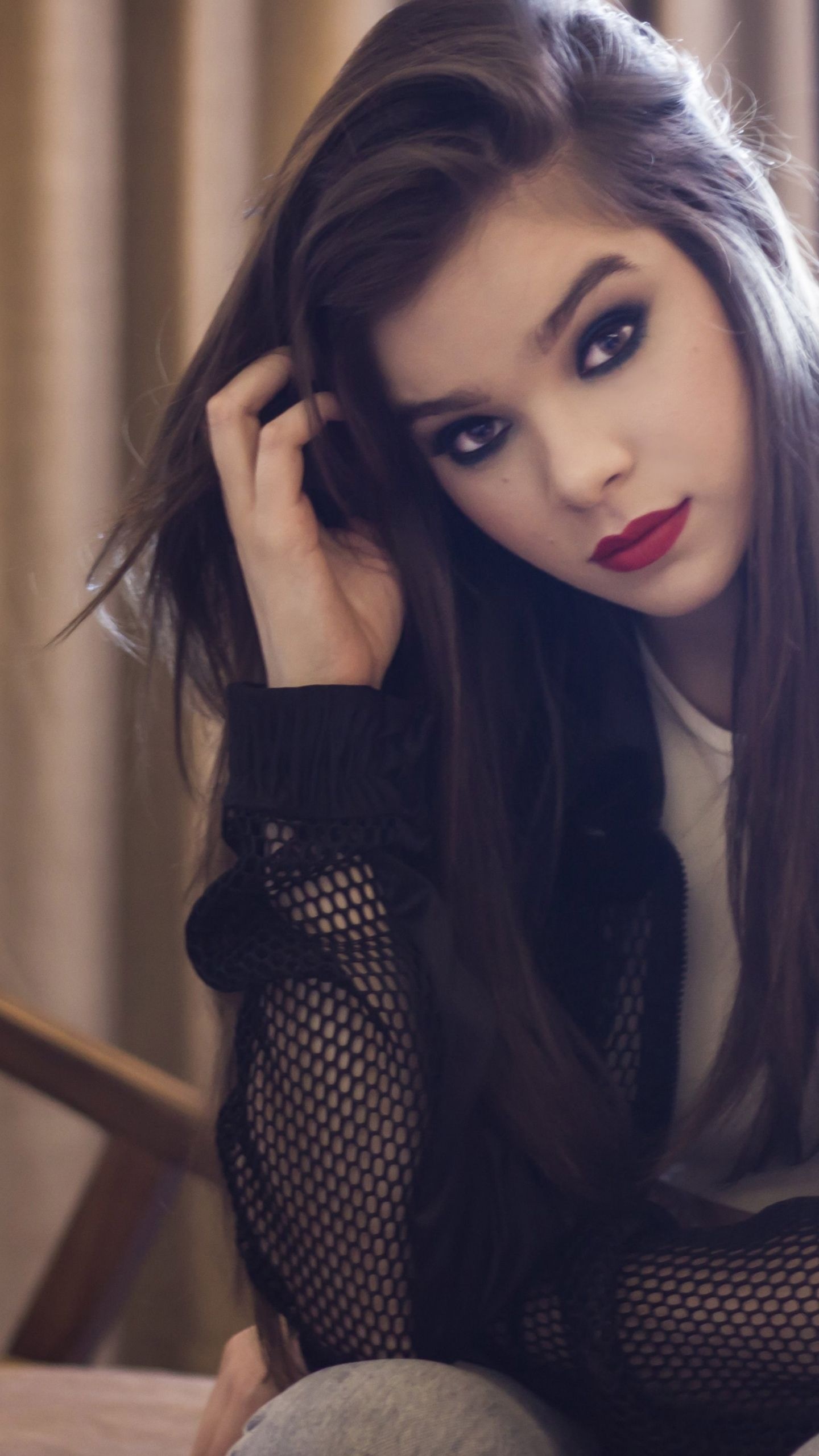Hailee Steinfeld, Movies, Mobile wallpapers, Backgrounds, 1440x2560 HD Phone