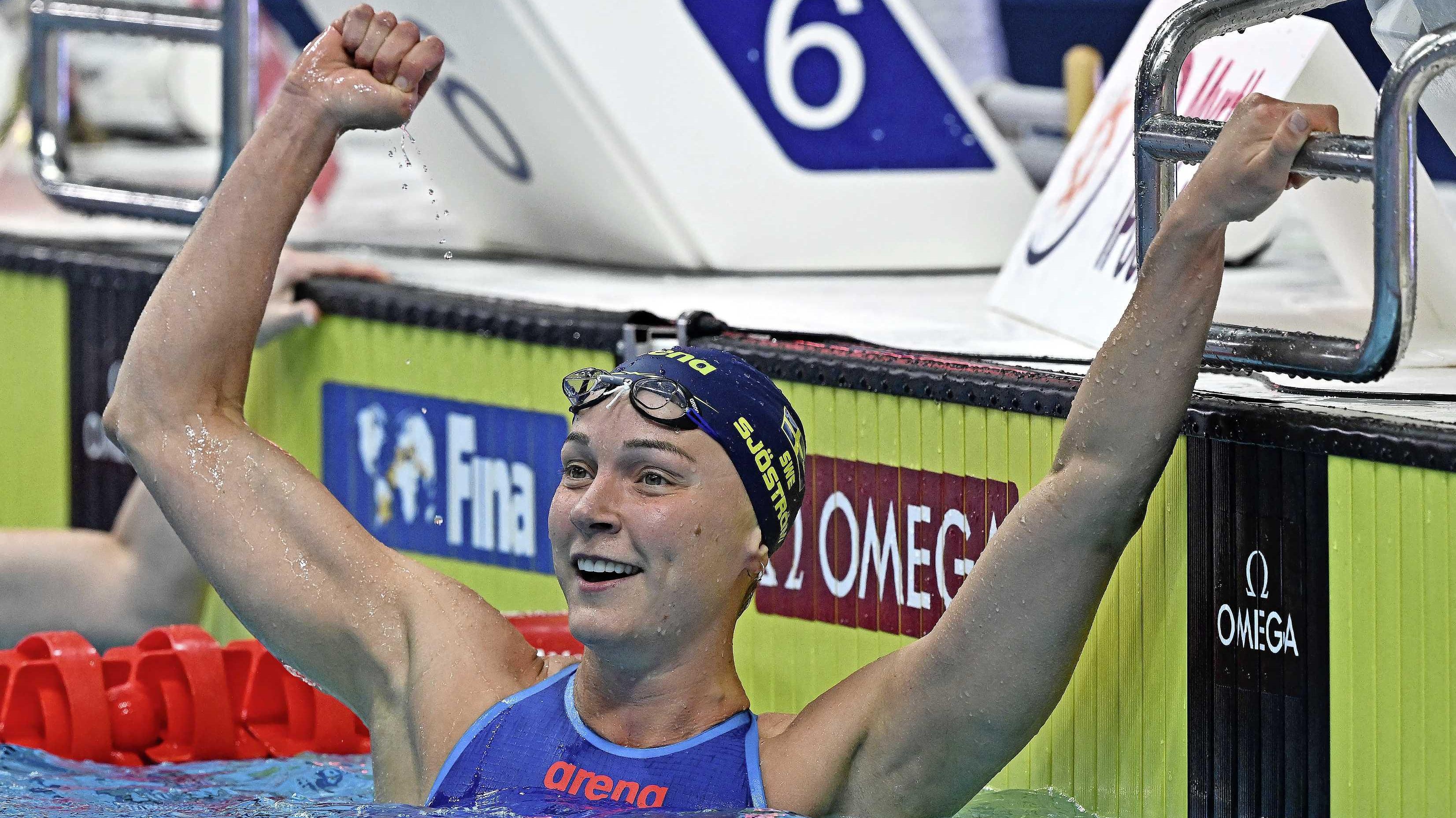 Sarah Sjostrom, Record-Breaking Performance at World Championships, 3310x1860 HD Desktop