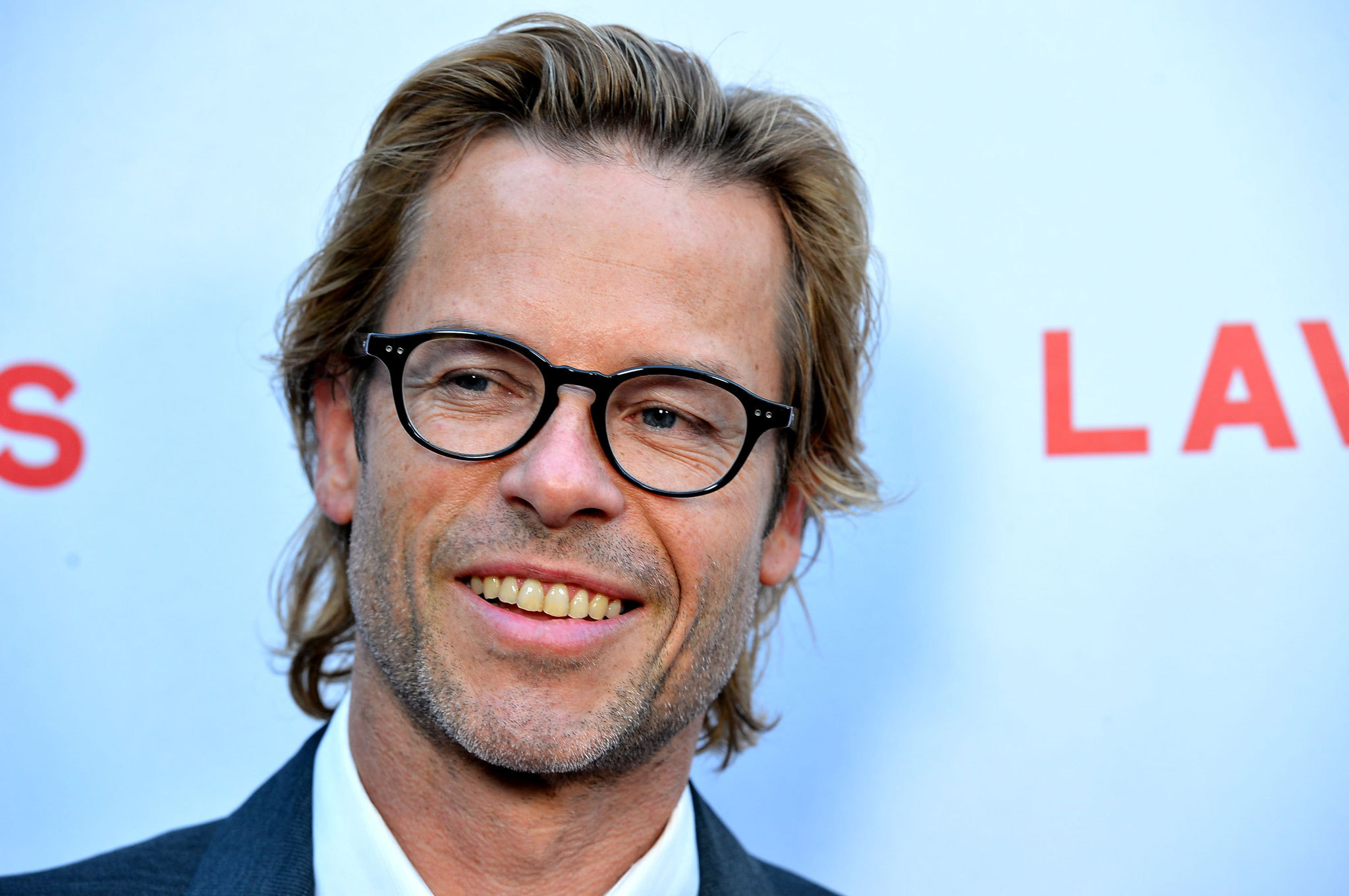 Guy Pearce, Wallpaper collection, Visual appeal, Downloadable, 2050x1370 HD Desktop