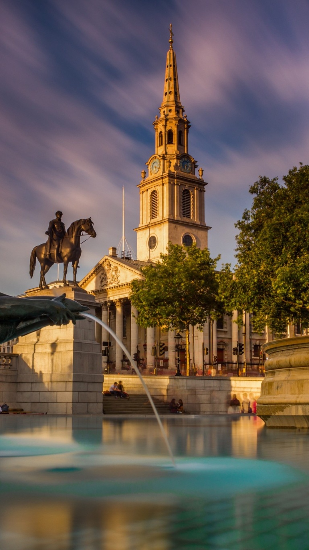 Trafalgar Square, London landmark, Iconic sculpture, Urban gathering, 1080x1920 Full HD Phone