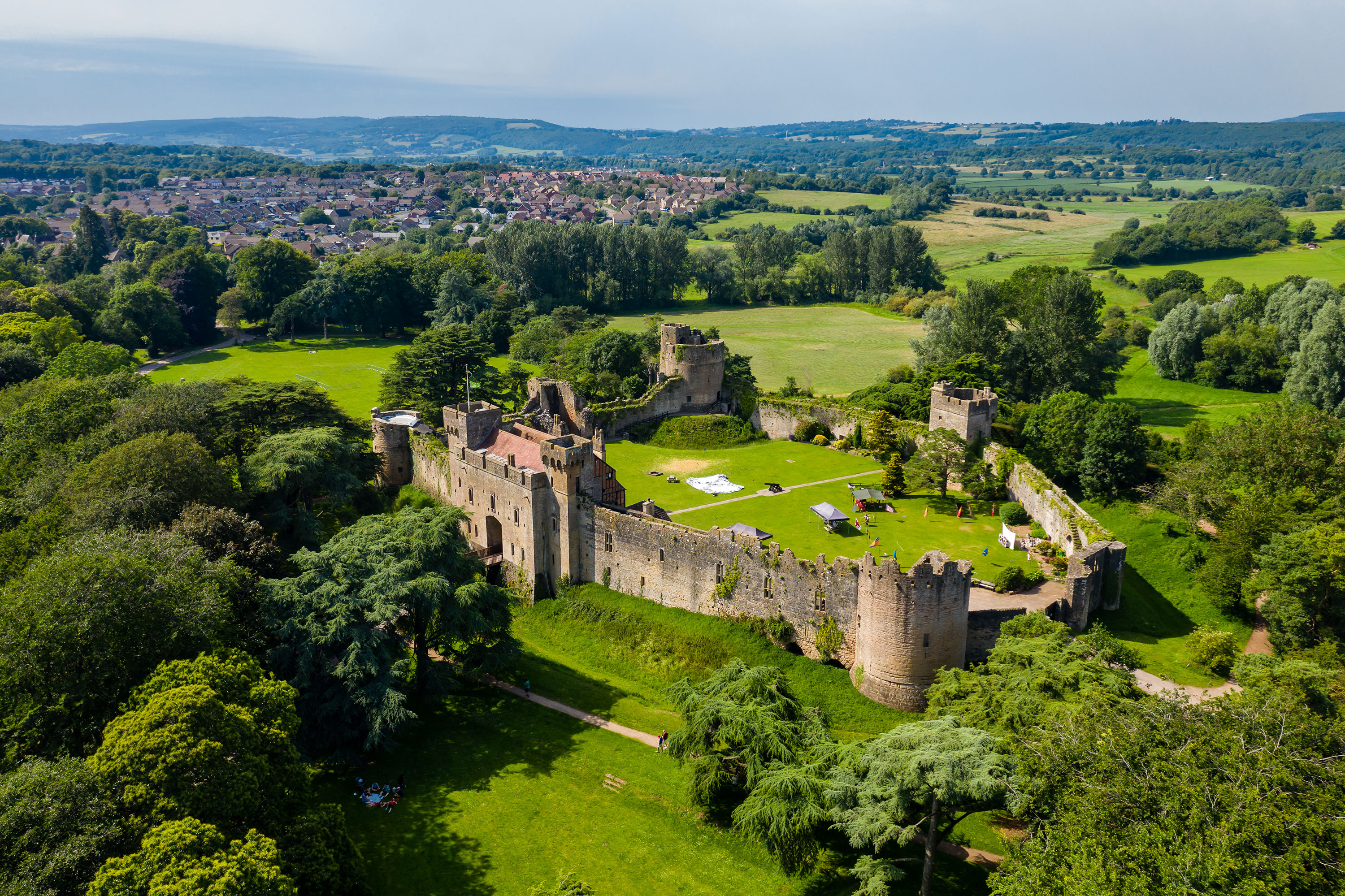 Beautiful castles, Historical ruins, Welsh heritage, Architectural marvels, 3000x2000 HD Desktop