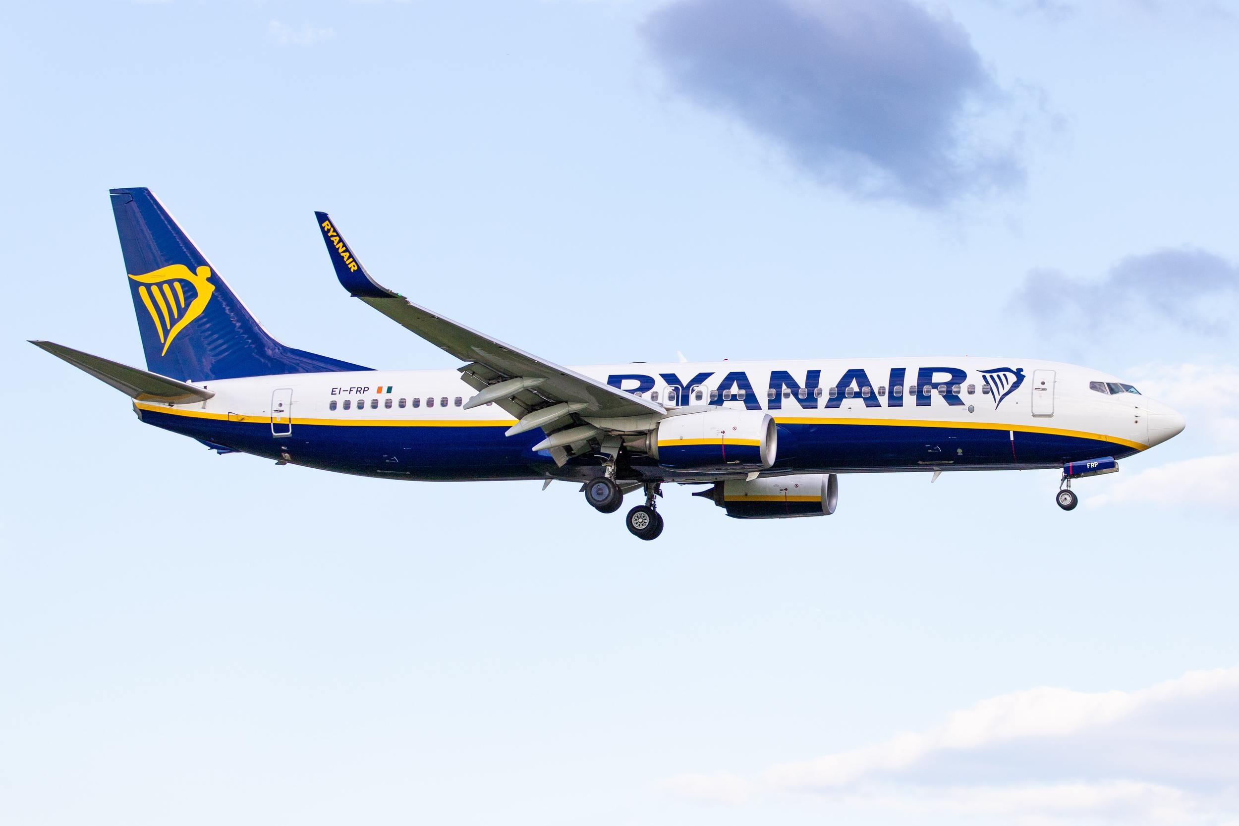 Ryanair, Refund policy, Flight cancellation, Travel, 2500x1670 HD Desktop