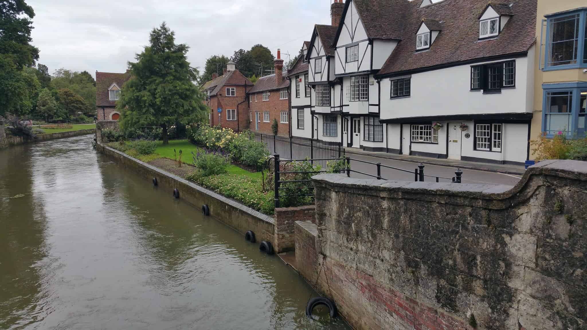 Canterbury, England, English charm, Historical treasures, 2050x1160 HD Desktop