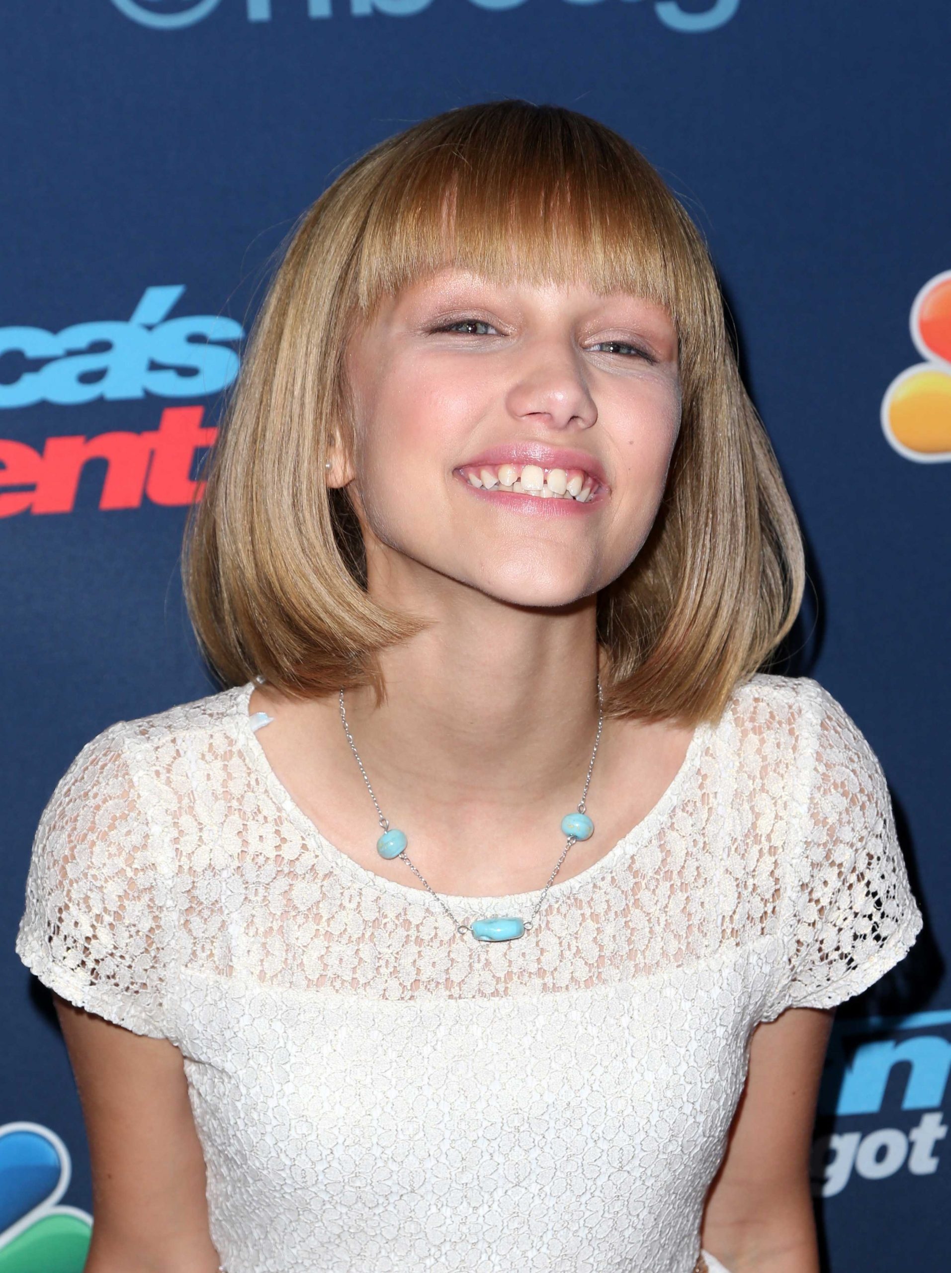 Grace VanderWaal: A real-life stargirl, A full-length album, "Just the Beginning", Columbia Records label. 1920x2560 HD Background.