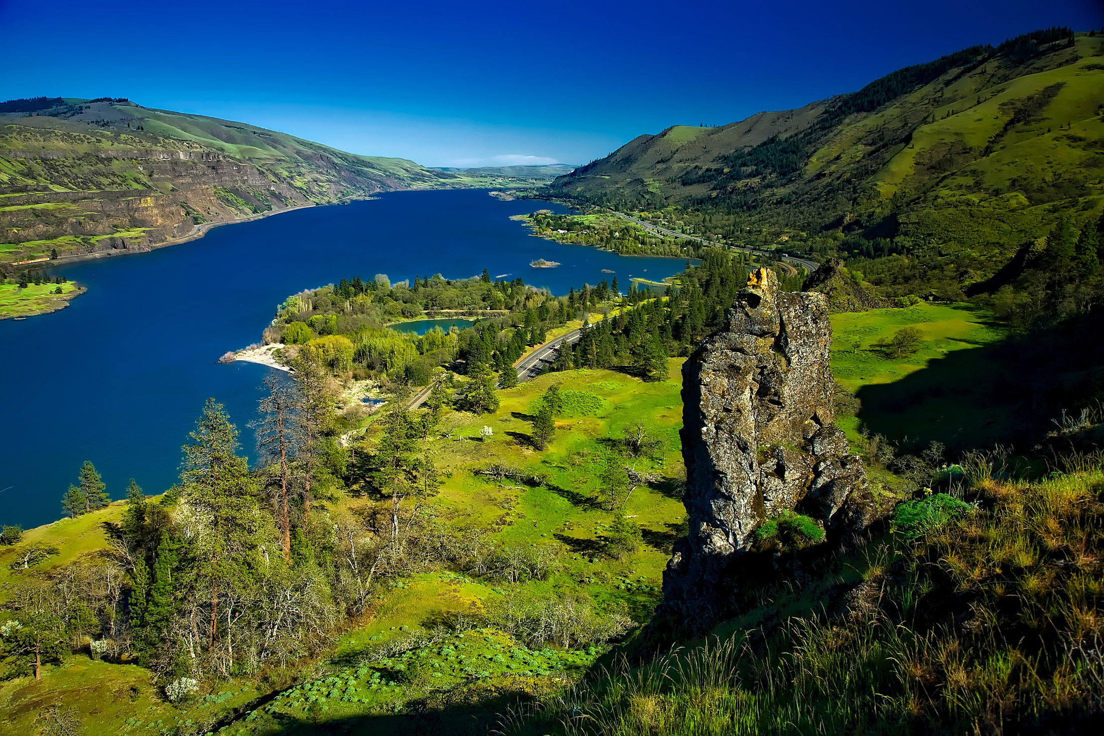 Columbia River Valley, Oregon landscape, Free stock photo, Public domain, 2200x1470 HD Desktop
