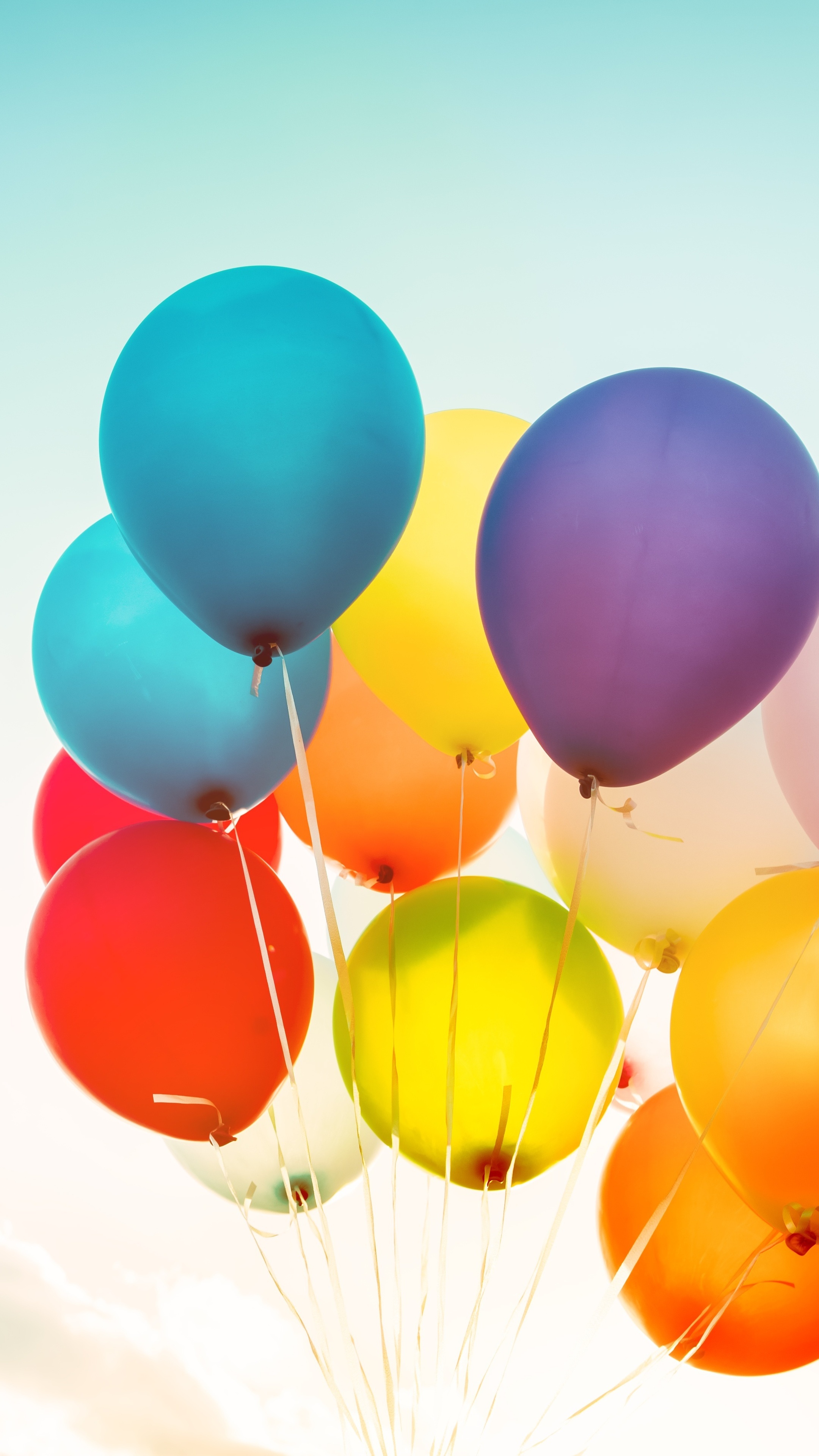 Cluster Ballooning: A cluster of helium-inflated rubber balloons. 2160x3840 4K Wallpaper.