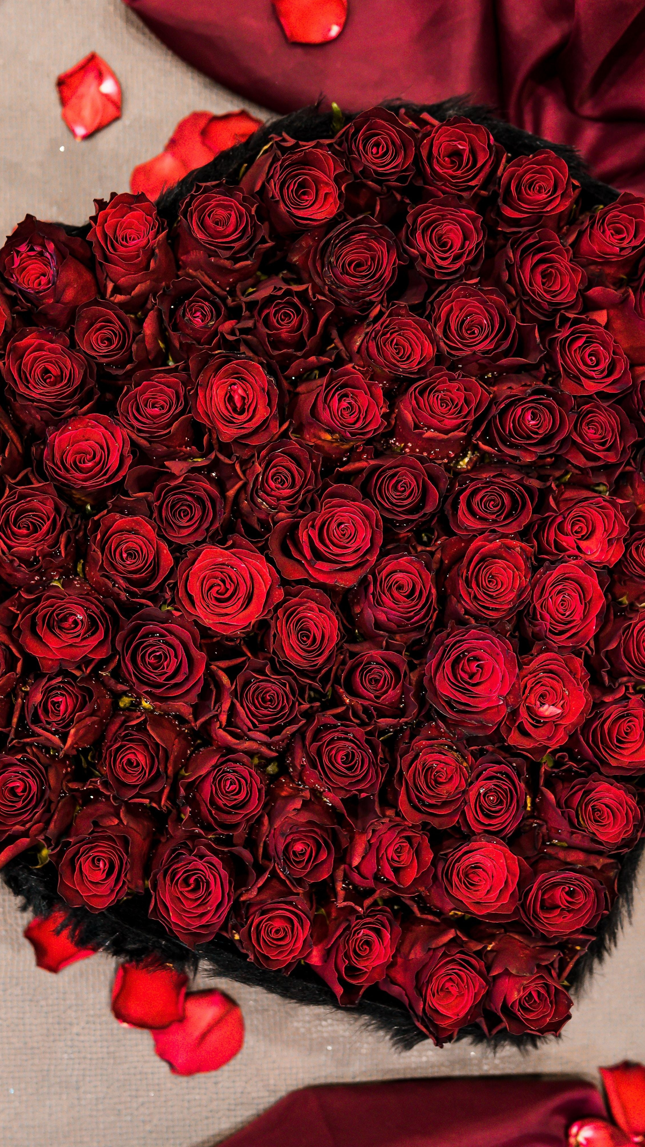 Heart-shaped bouquet, Fresh red roses, Sony Xperia wallpaper, Romantic gesture, 2160x3840 4K Phone