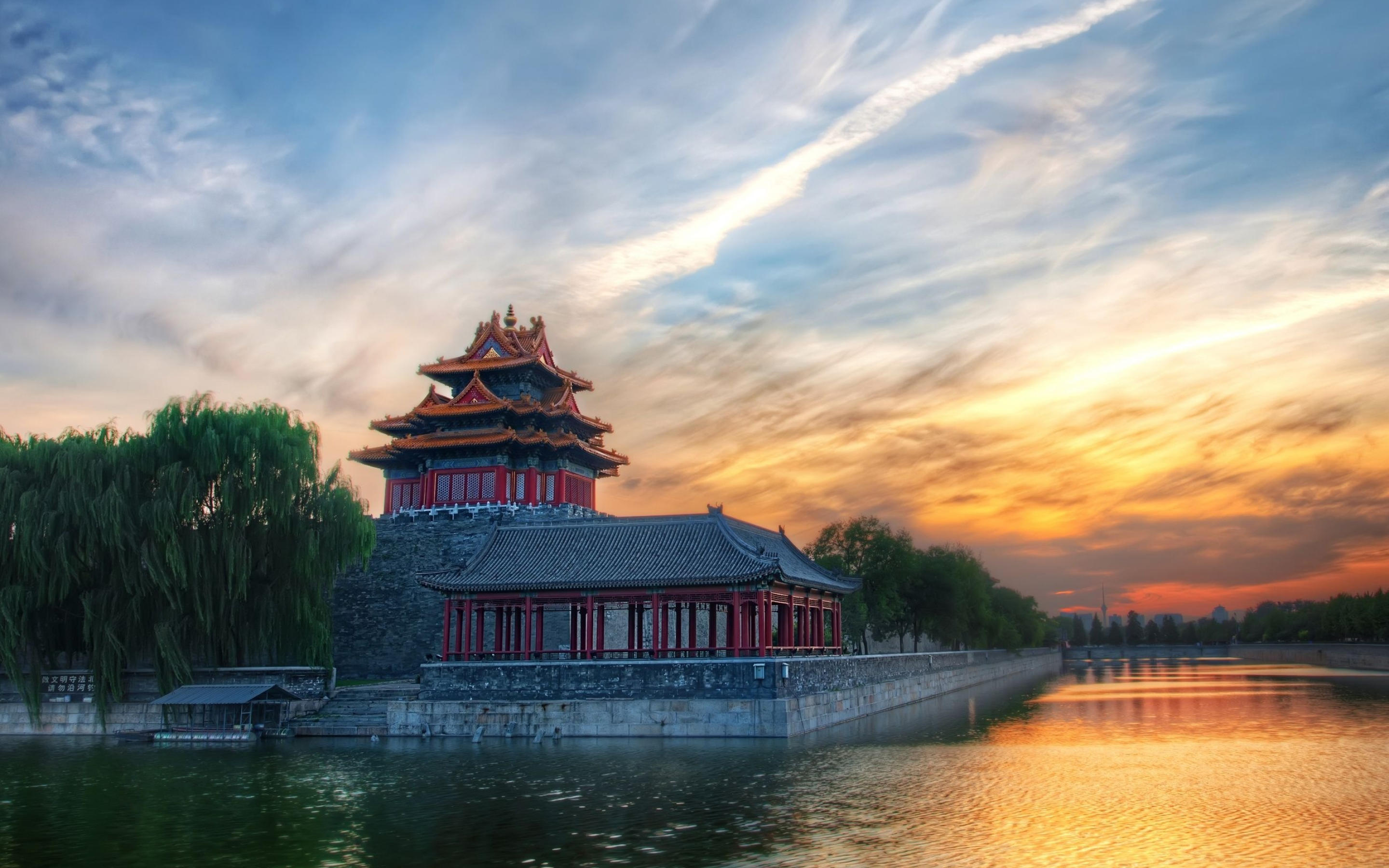 Forbidden City, Retina wallpaper, China's allure, Stunning visuals, 2880x1800 HD Desktop