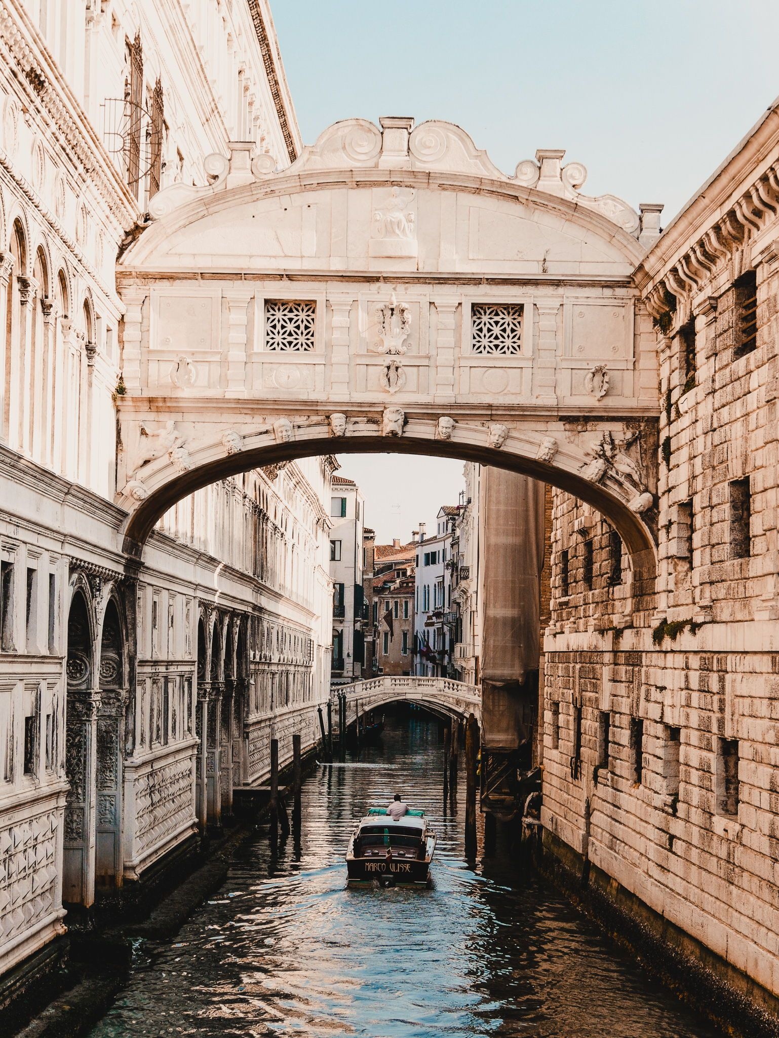 Entdecken Sie die Magie der Seufzerbrücke in Venedig, 1540x2050 HD Handy