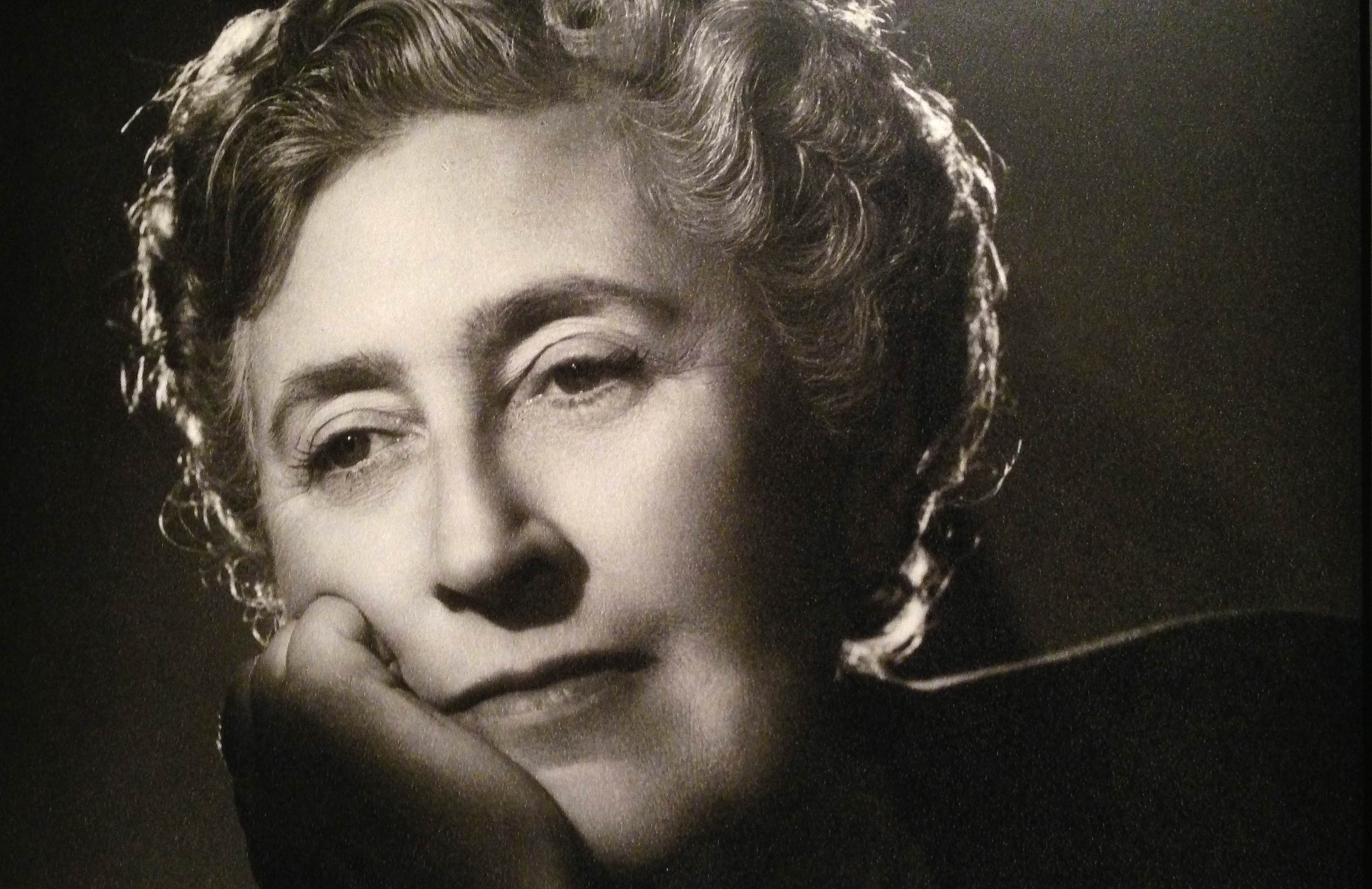Agatha Christie, Agatha Christie in Montreal, Tracing Christie, Christie's impact, 2800x1820 HD Desktop