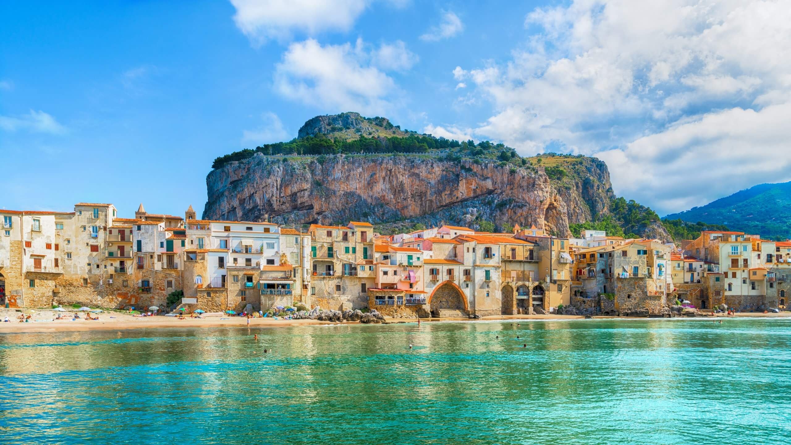 Cefalu, Sicilian Carousel, Sun Island Tours, 2560x1440 HD Desktop