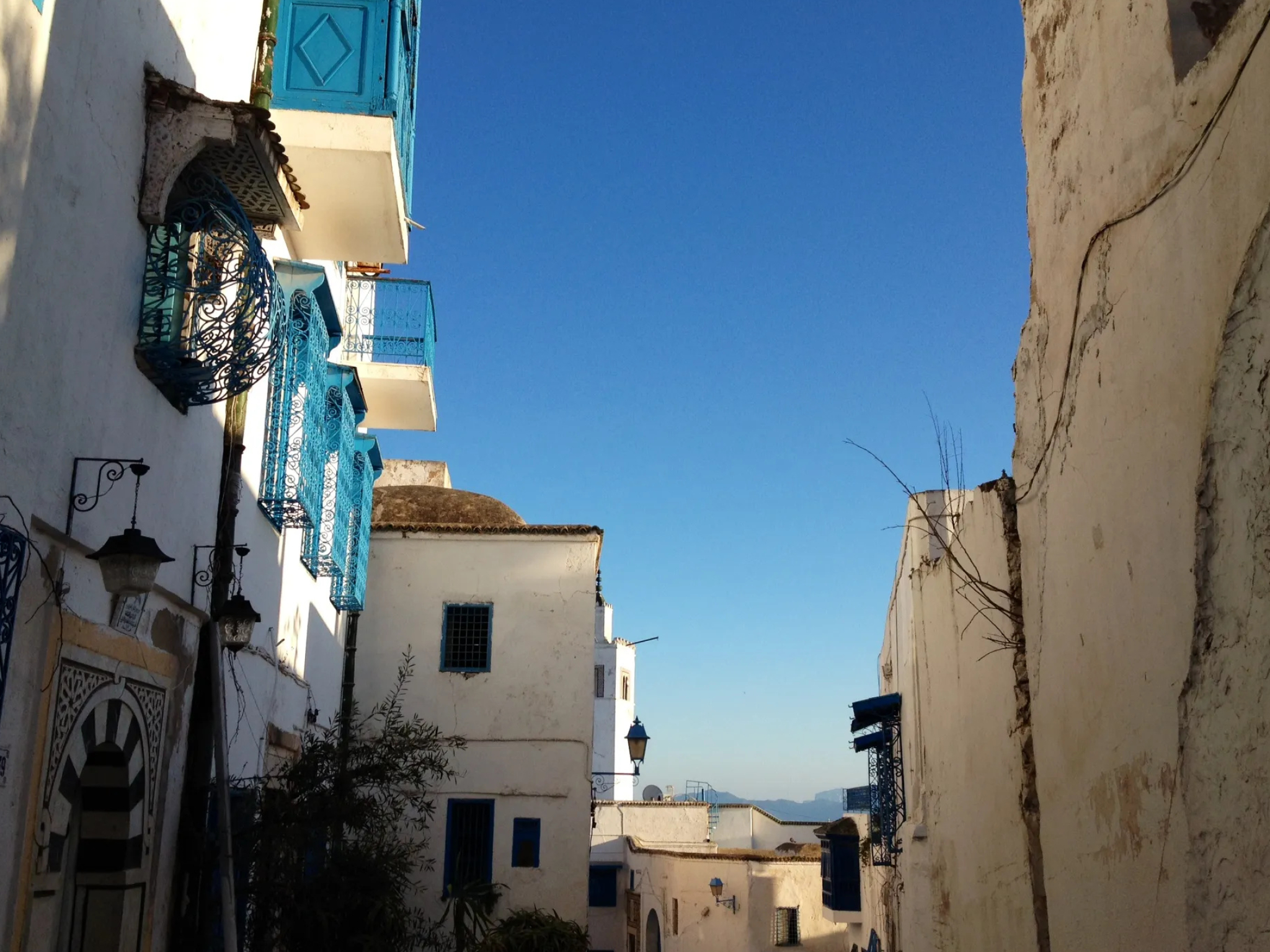 Travel tips for Tunis, Essential Tunisian knowledge, Tunisian travel guide, Preparing for Tunis, 2050x1540 HD Desktop
