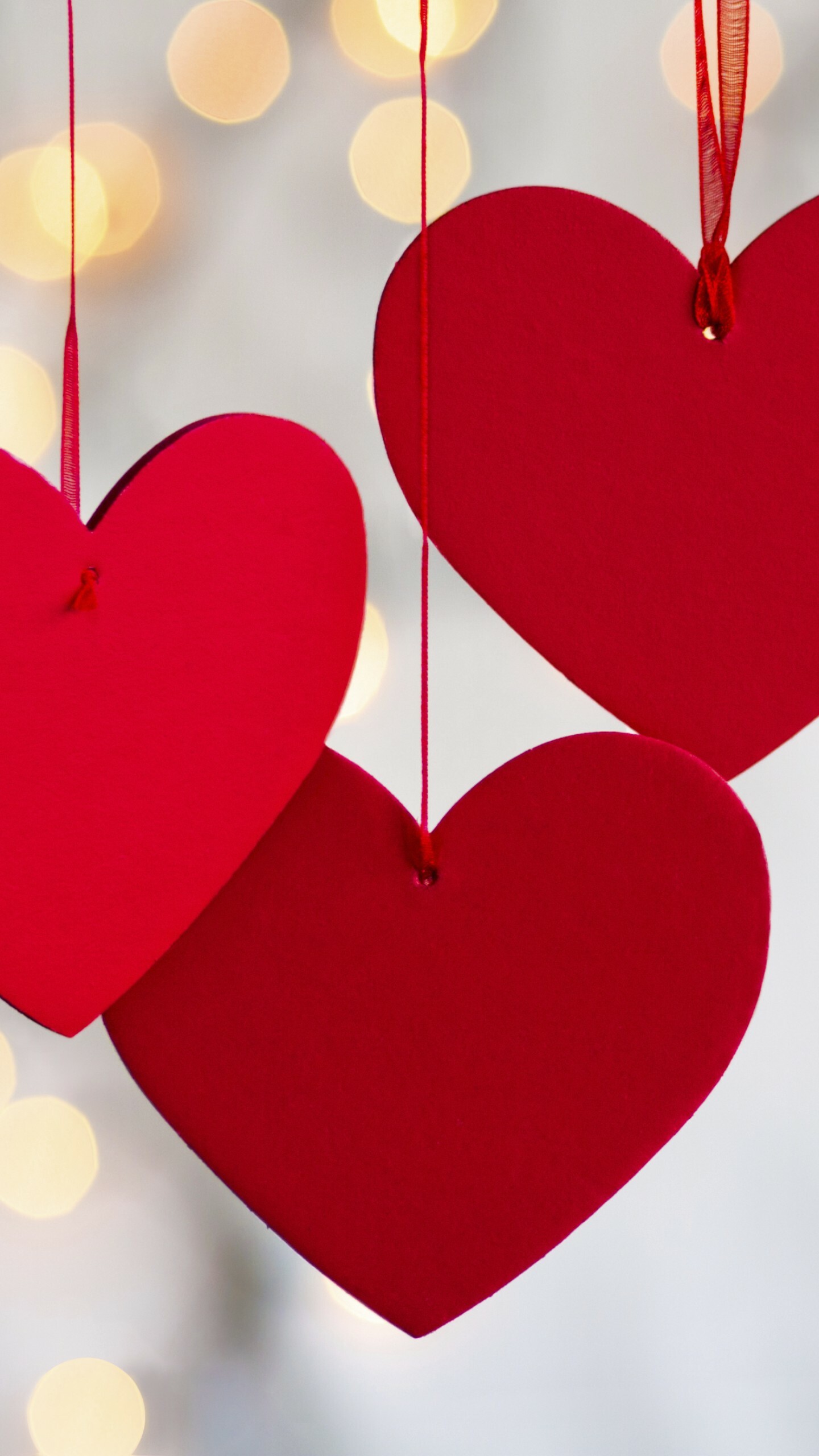 Valentine's Day: The love symbol of Valentine, Decorations. 1440x2560 HD Background.