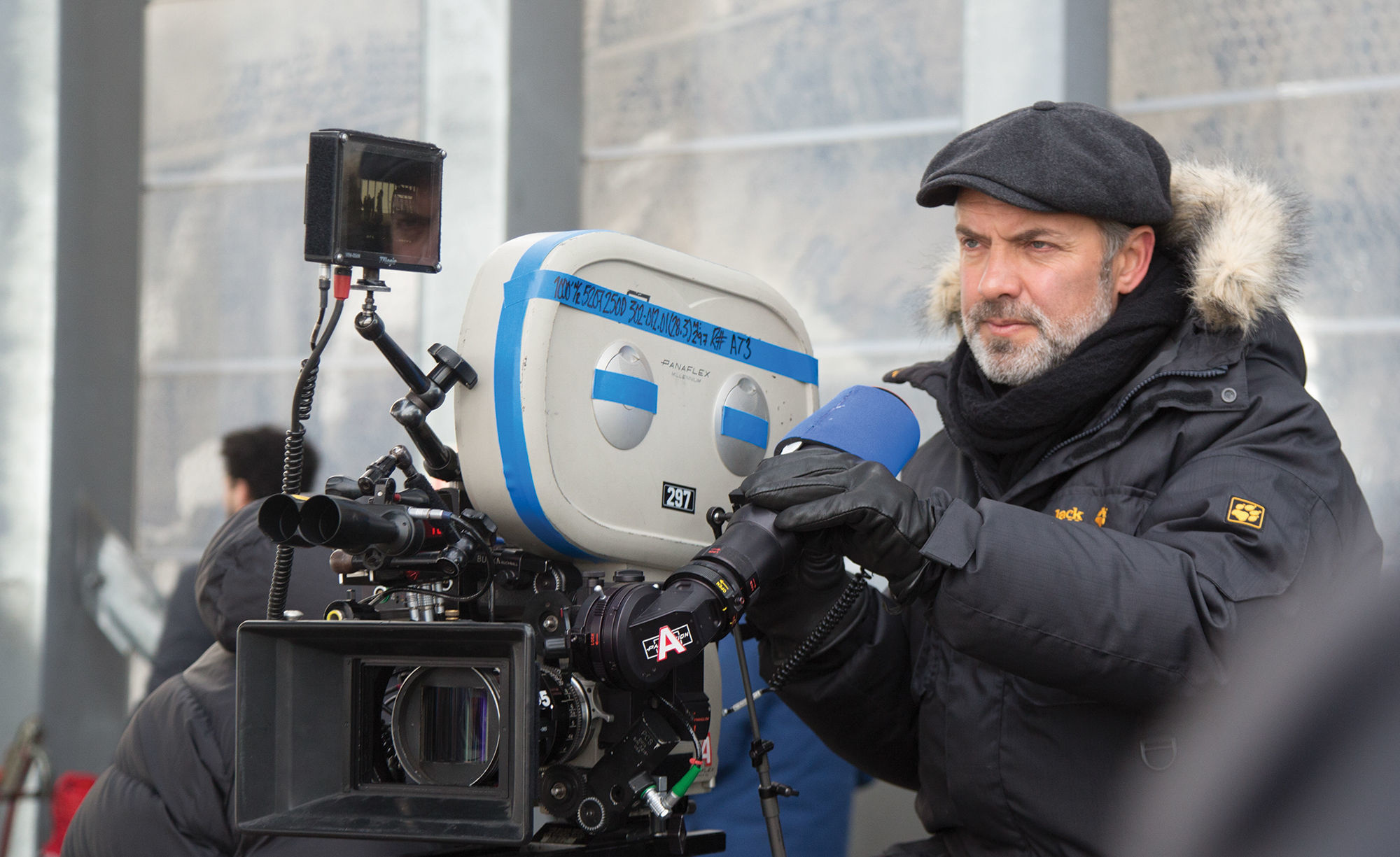One-on-one interview, Sam Mendes insights, Filmmaker's perspective, 2000x1230 HD Desktop