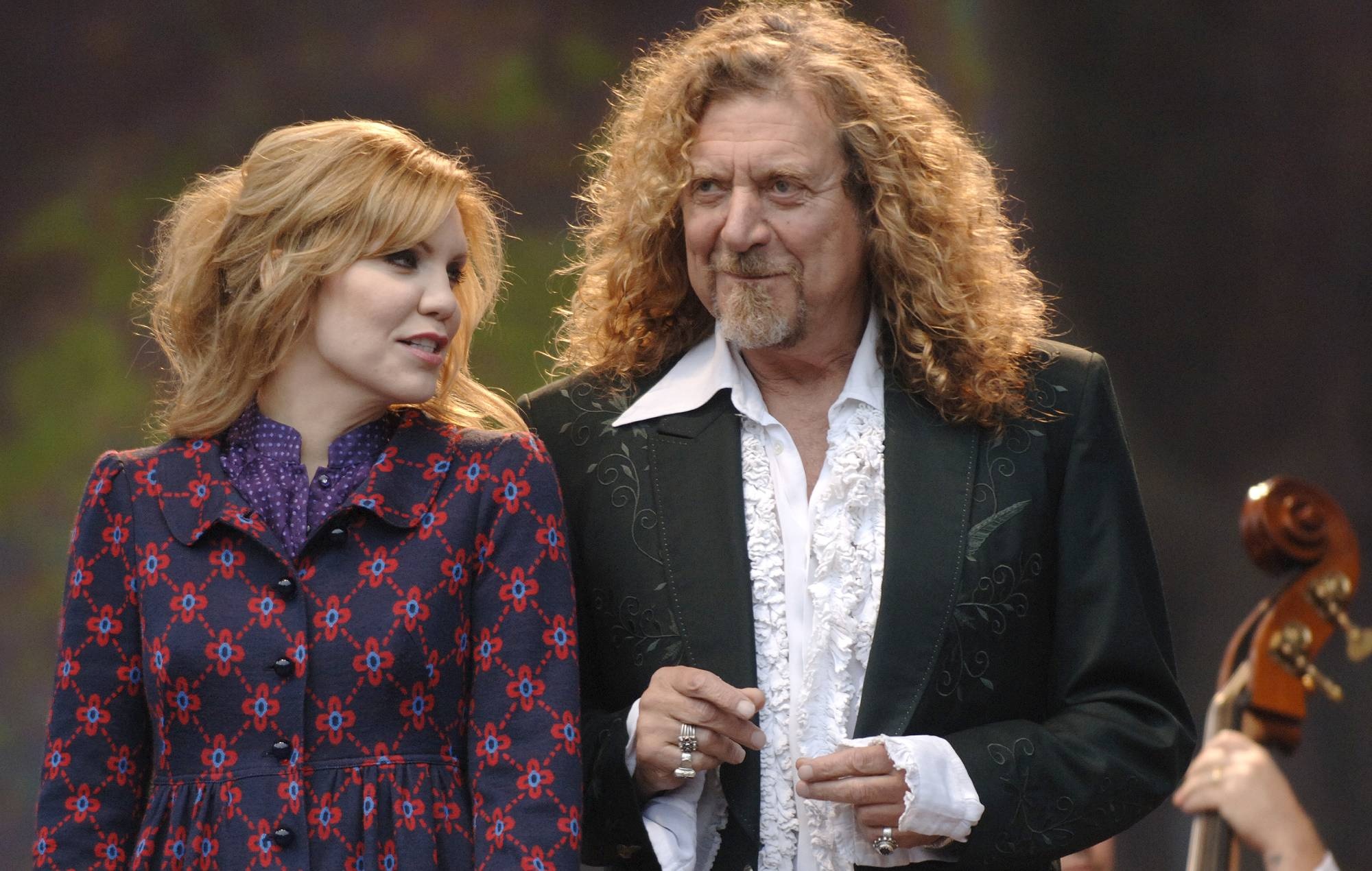 Robert Plant and Alison Krauss, Reunion album, Raise the Roof, Musical collaboration, 2000x1270 HD Desktop