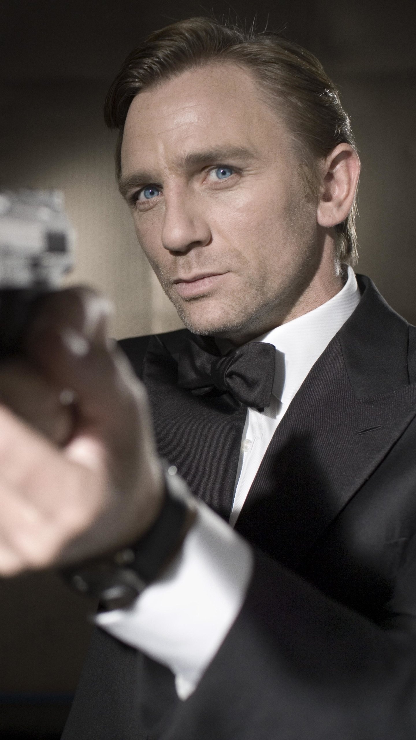 Casino Royale: A screenplay by Neil Purvis, Robert Wade, and Paul Haggis. 1440x2560 HD Background.