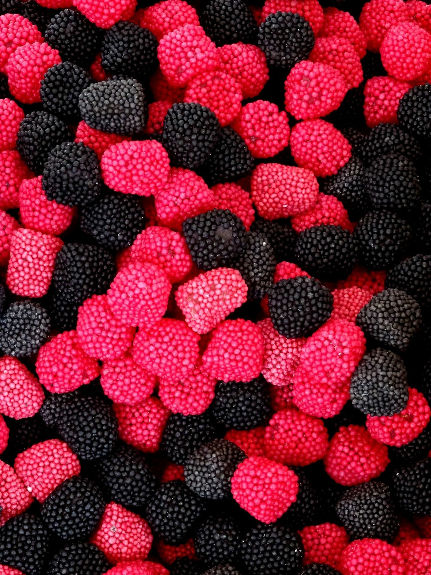 Sweets: Jelly Belly, Raspberries and blackberries candy. 1440x1920 HD Background.