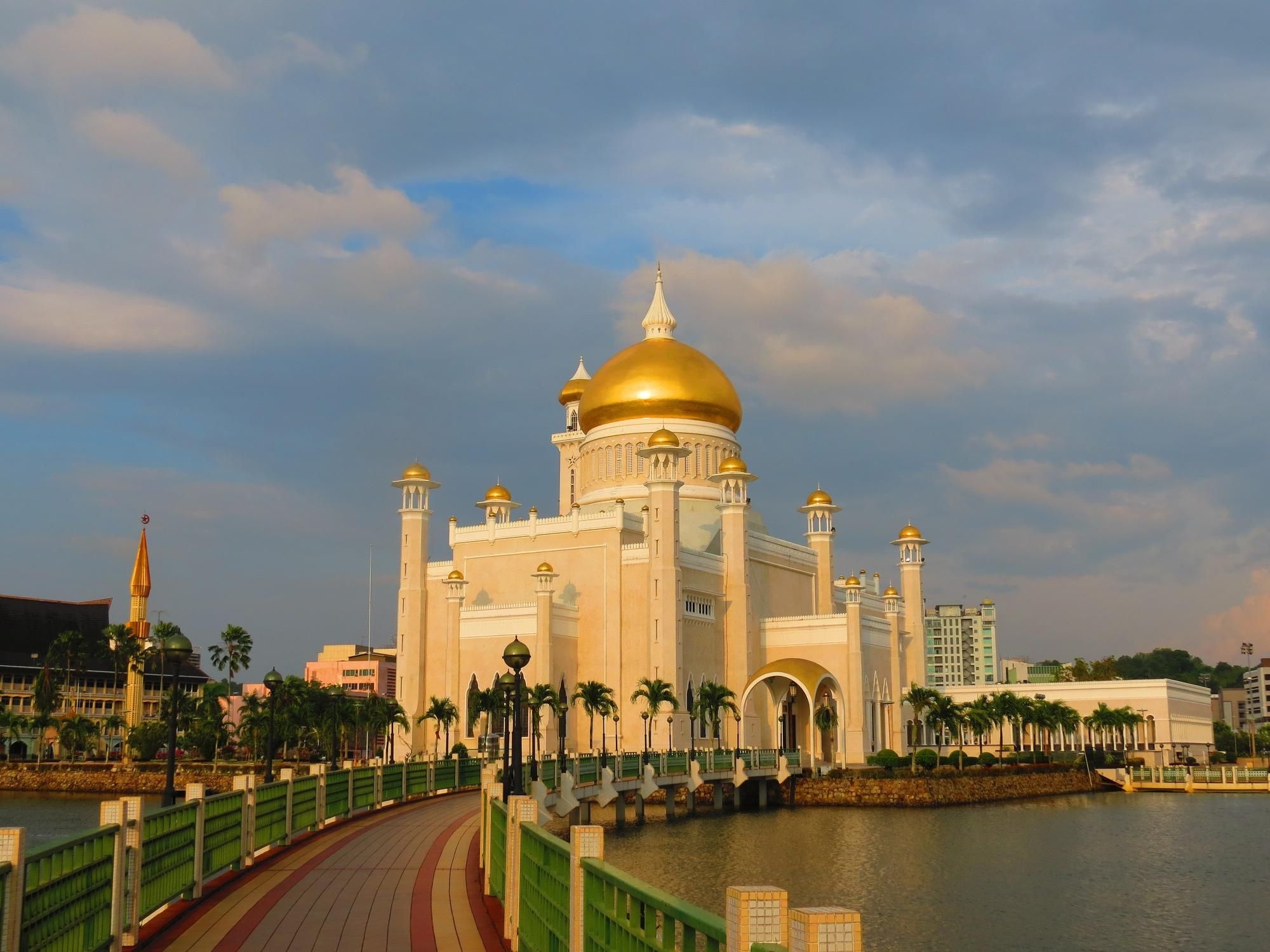 Bandar Seri Begawan, Brunei, Landscape, Scenic, 2000x1500 HD Desktop